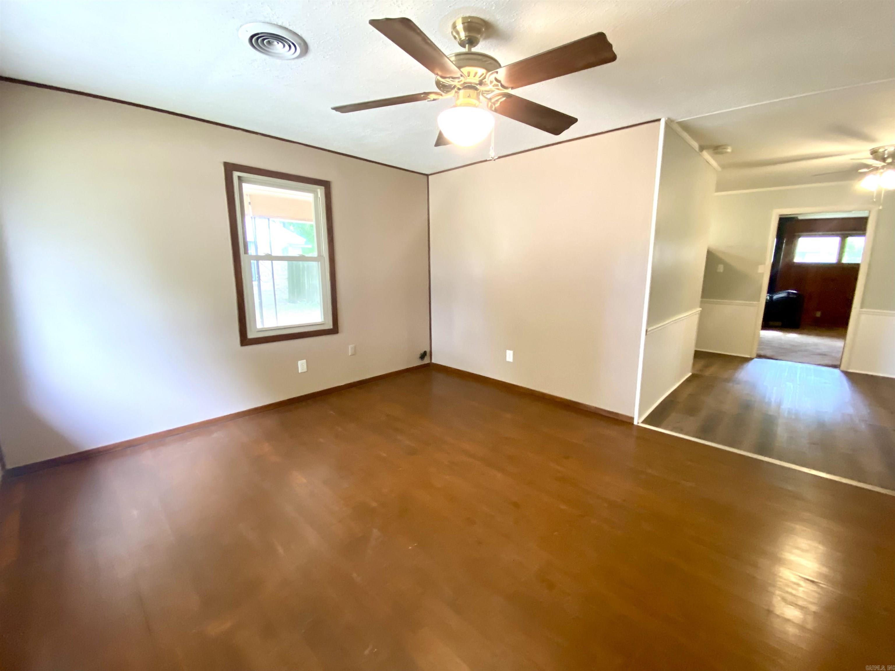 112 S Parkview Trumann, AR 72472