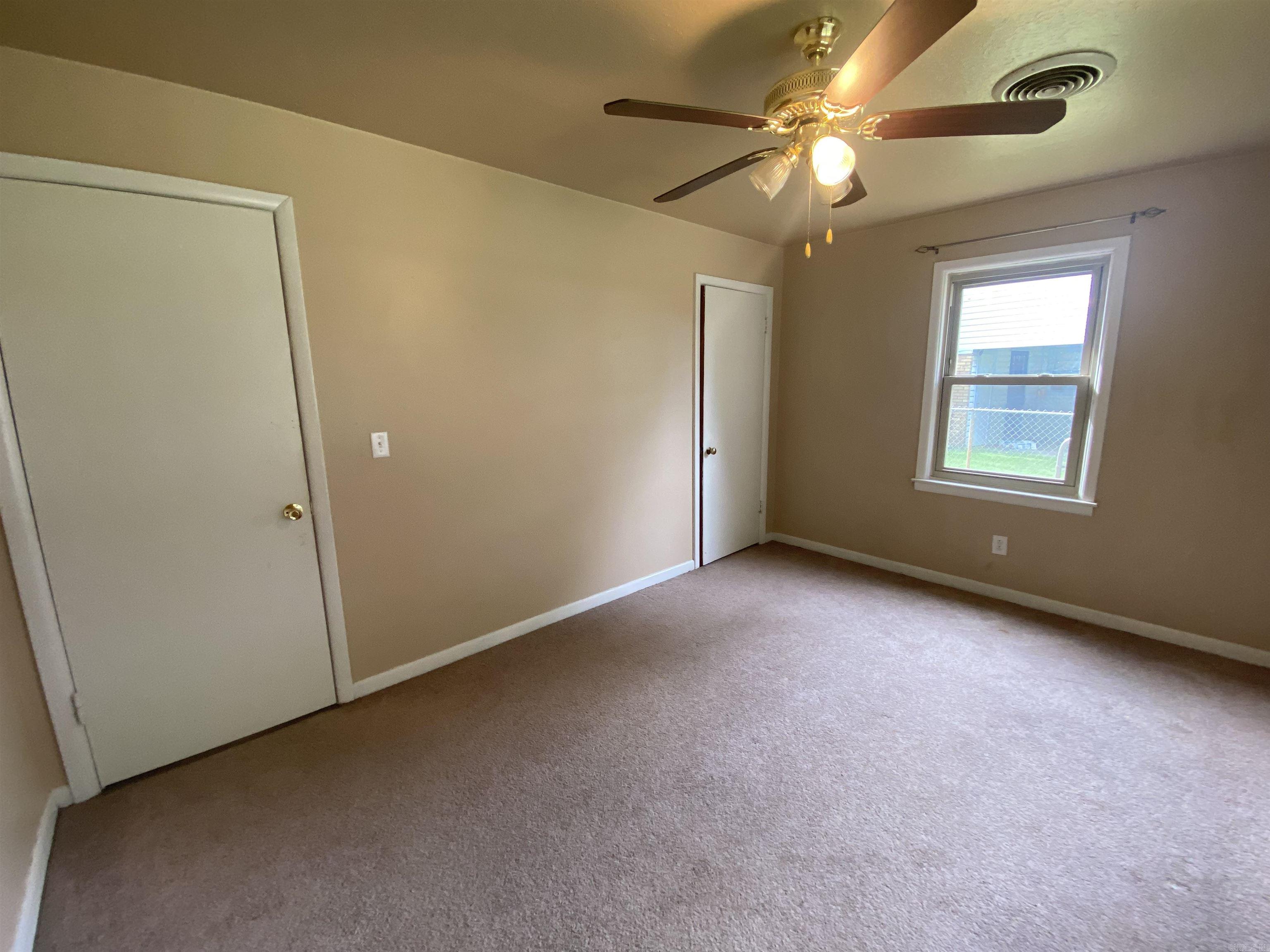 112 S Parkview Trumann, AR 72472