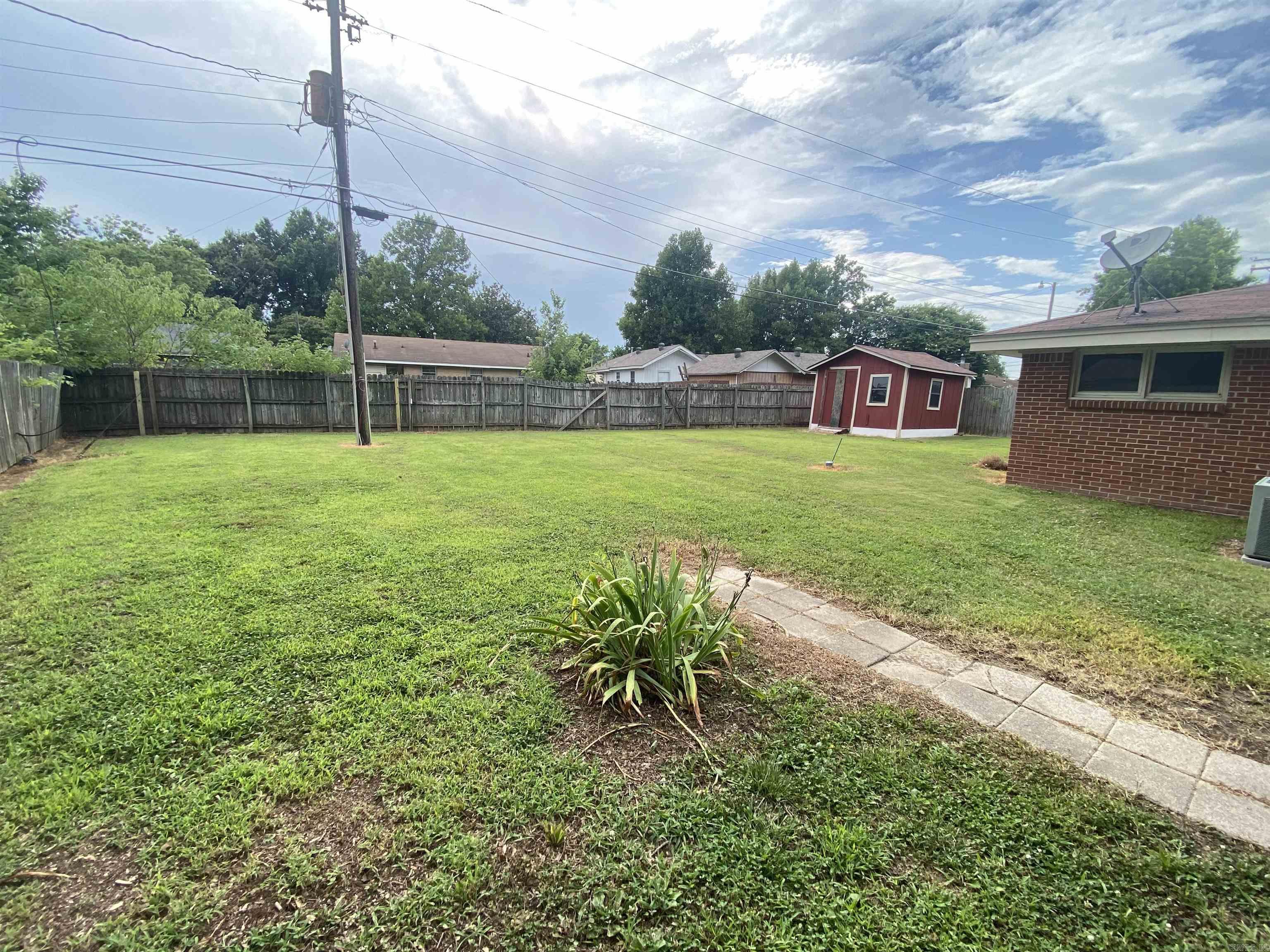 112 S Parkview Trumann, AR 72472