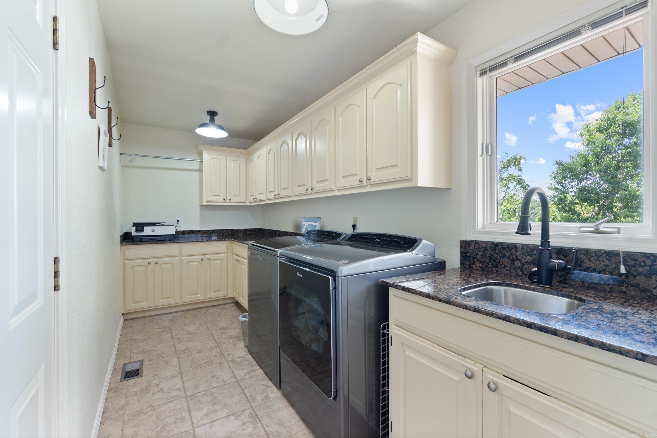 37 Tiree Drive Bella Vista, AR 72715