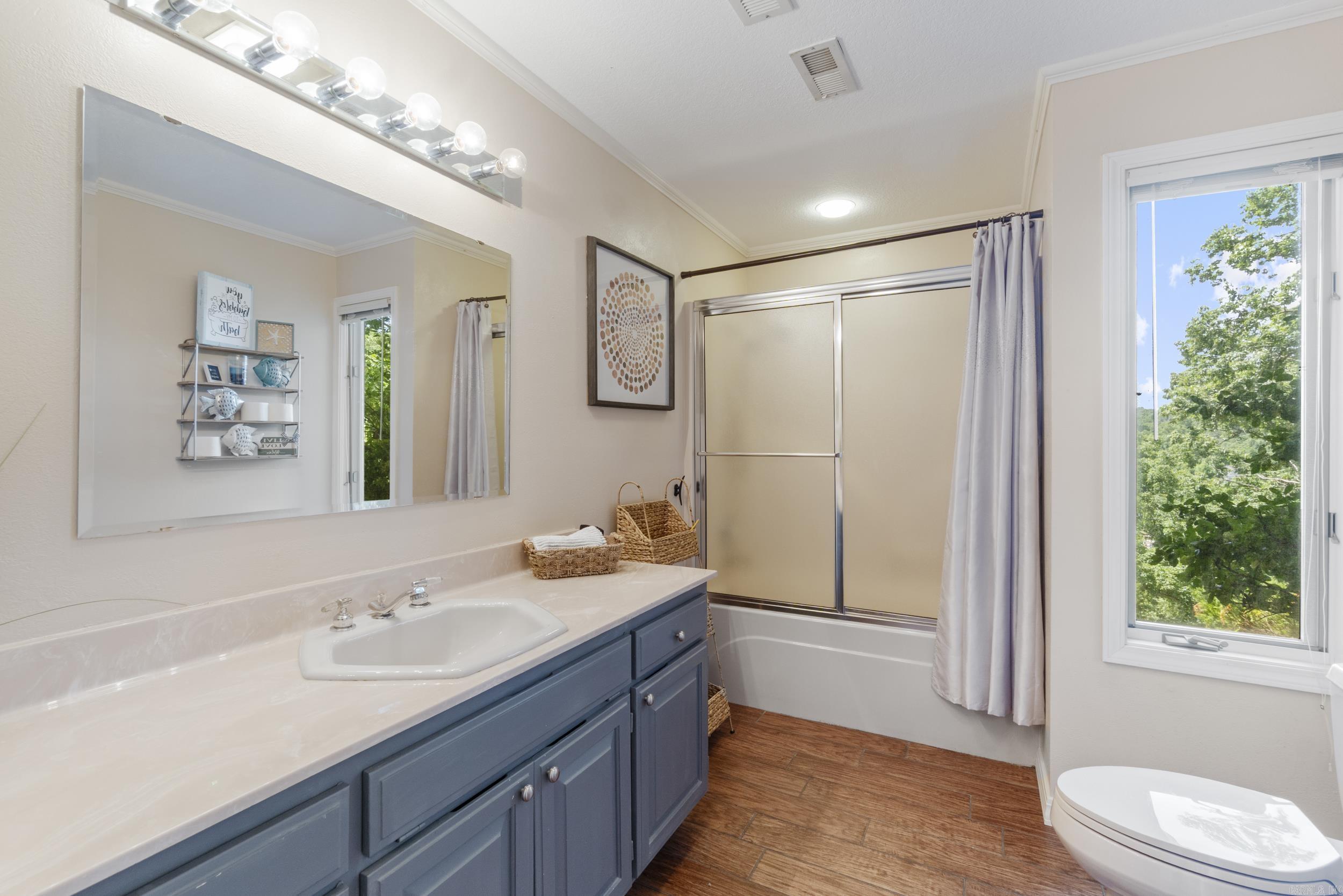 37 Tiree Drive Bella Vista, AR 72715