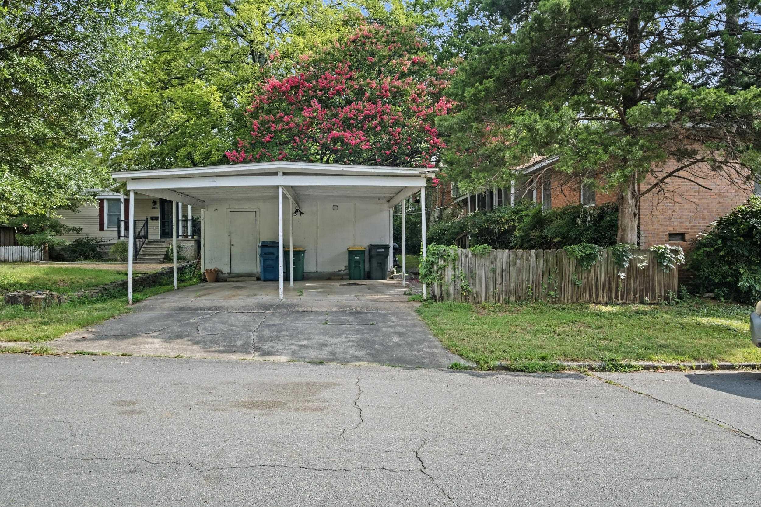 200 N Elm  Little Rock, AR