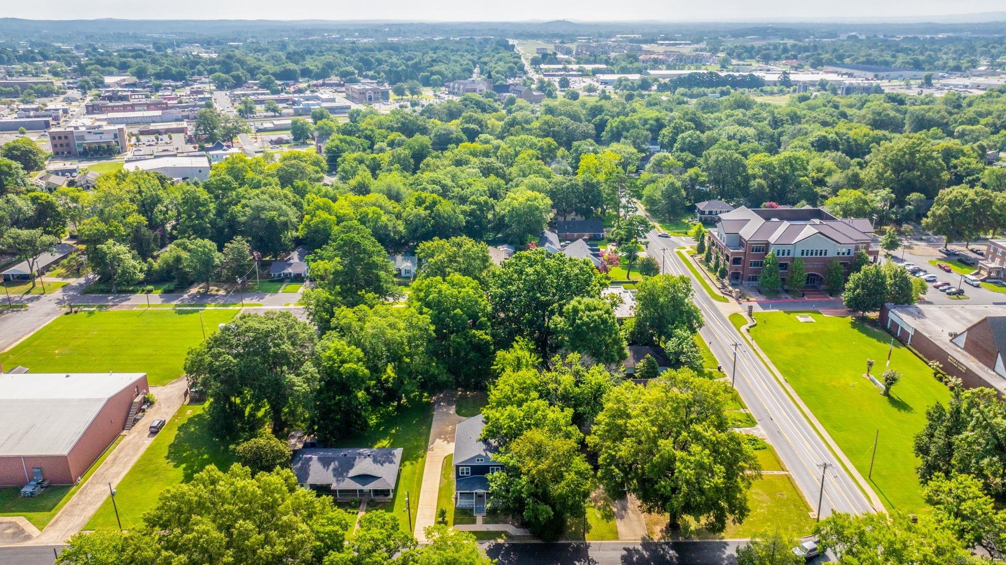 514 Center Street Conway, AR 72058