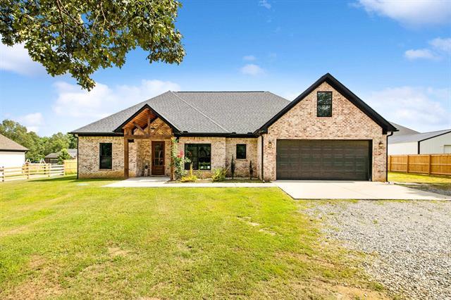1813  Avilla Vincintage  Alexander, AR