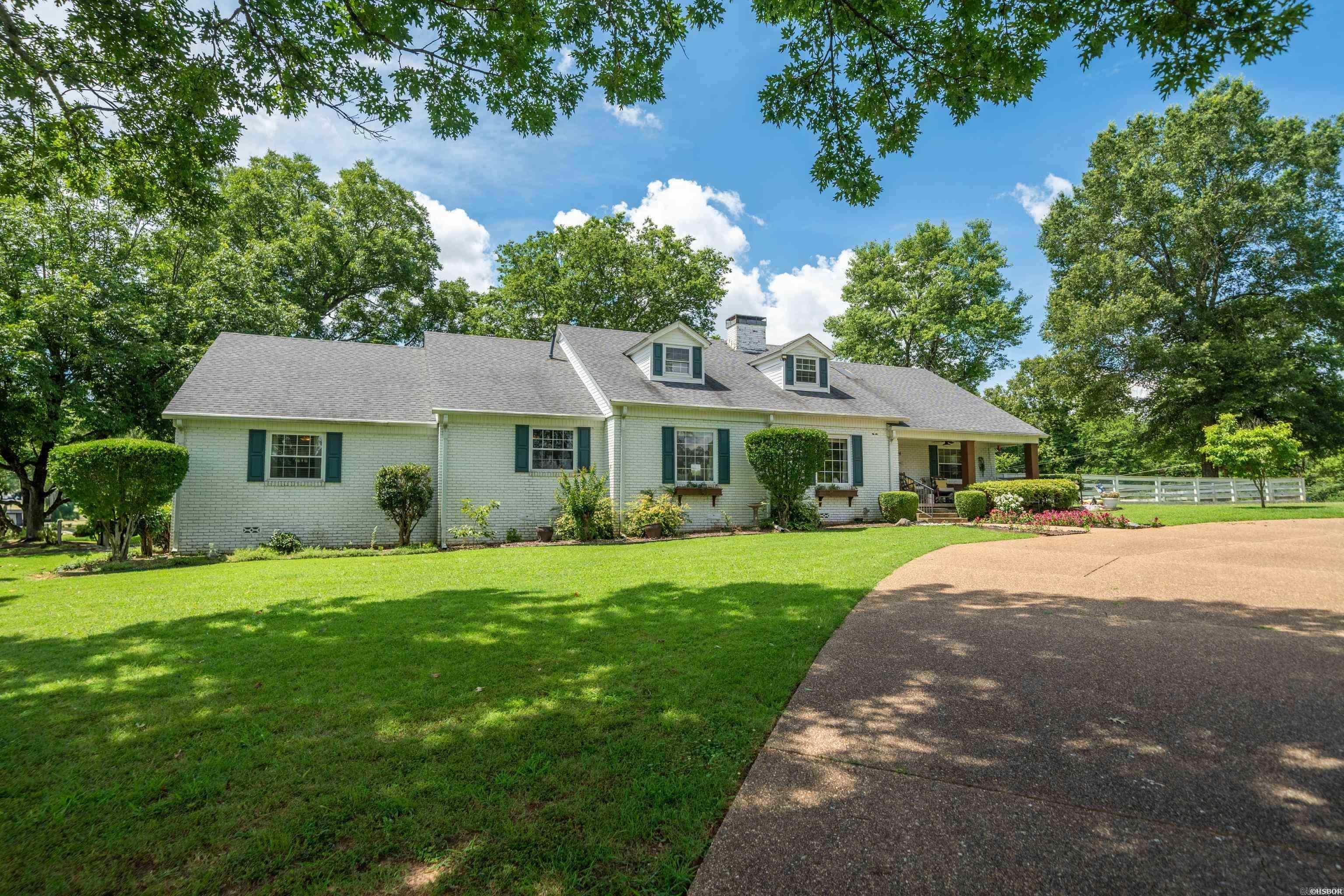 2708 Malvern Avenue Hot Springs, AR 71901