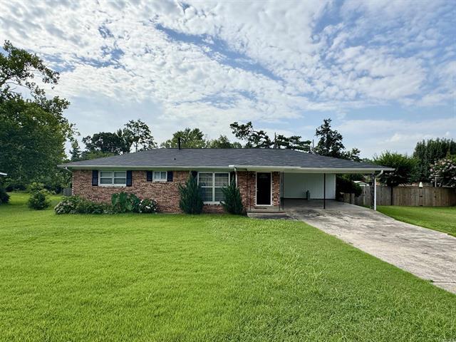 2204 E Lee Ave  Sherwood, AR
