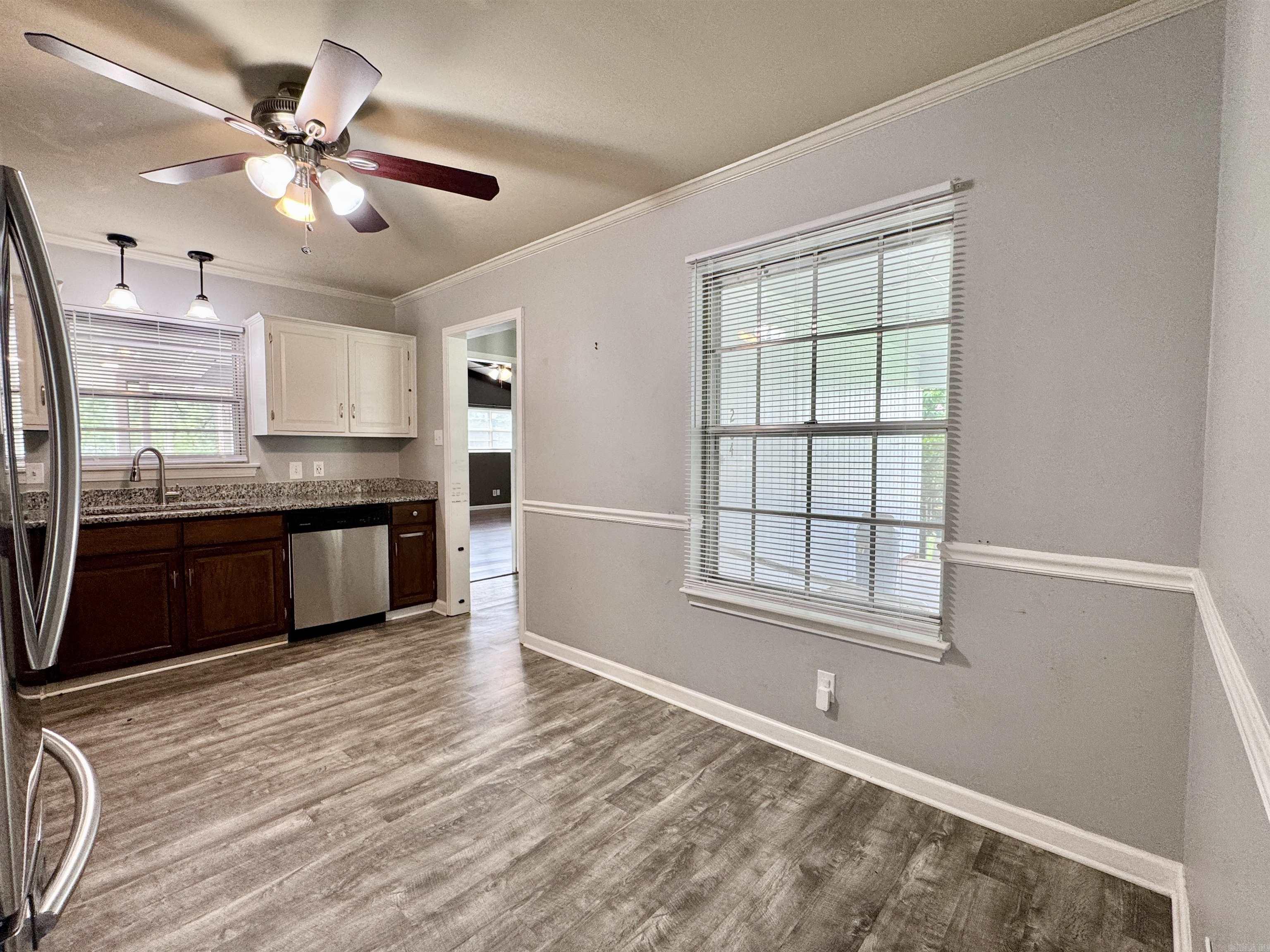 2204 E Lee Ave Sherwood, AR 72120