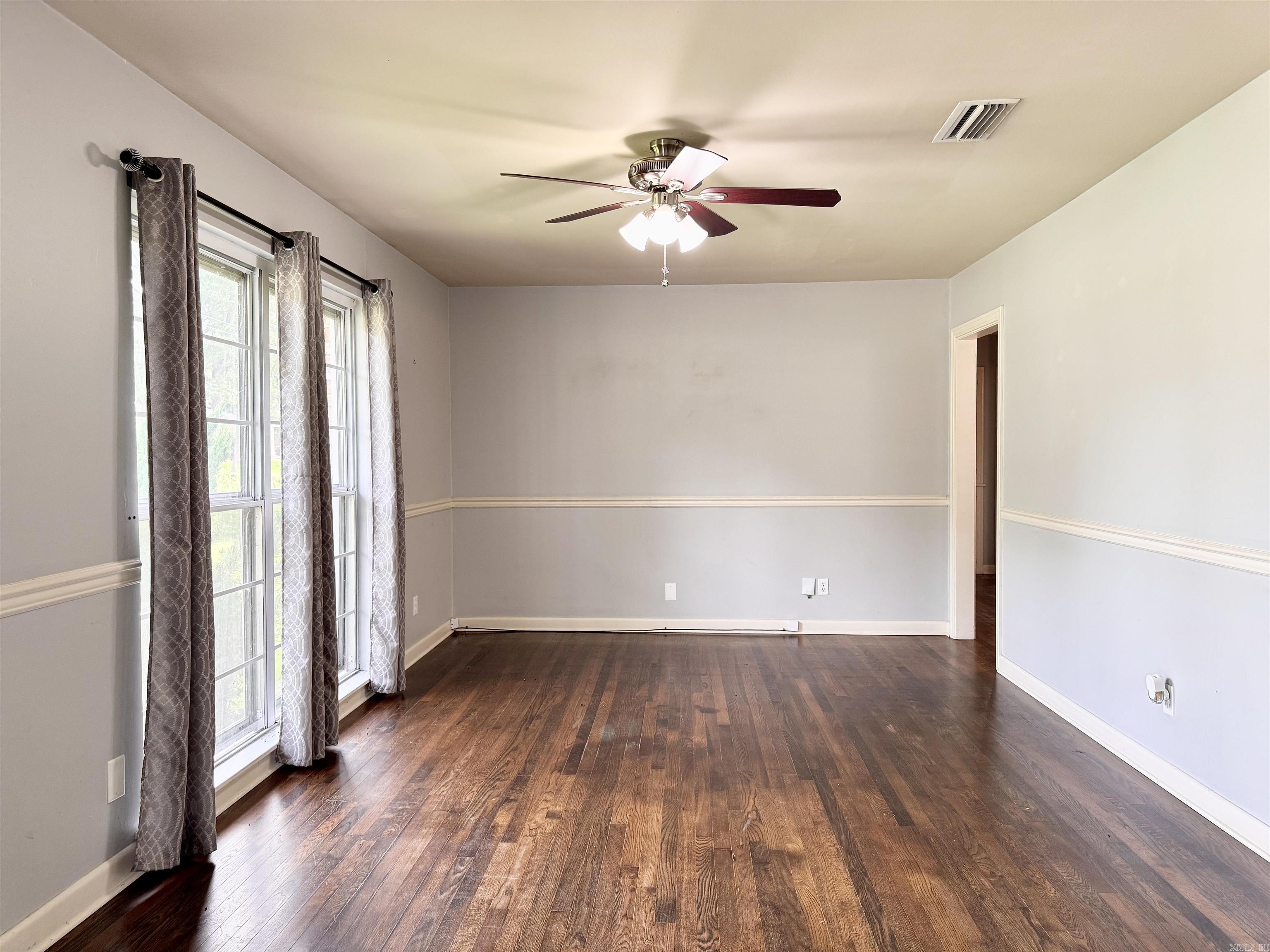 2204 E Lee Ave Sherwood, AR 72120
