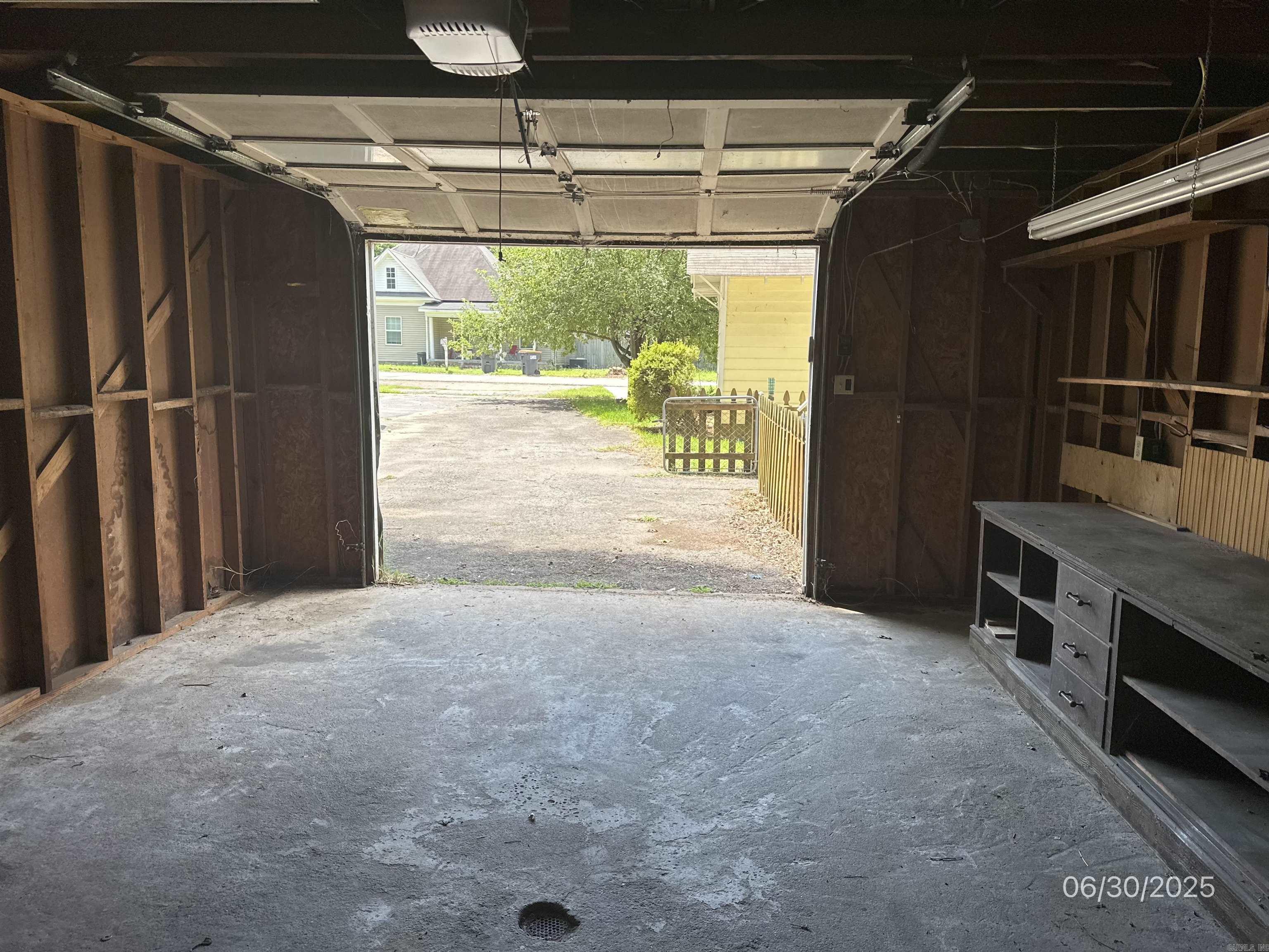 211 E J Street Russellville, AR 72801