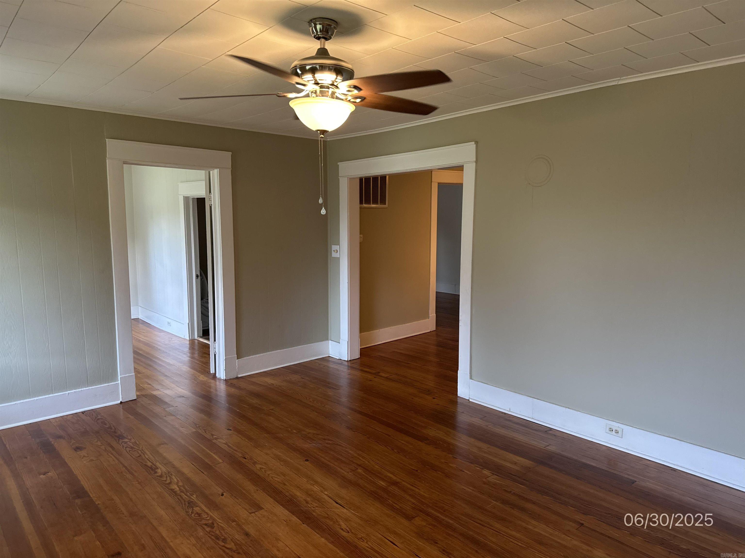 211 E J Street Russellville, AR 72801