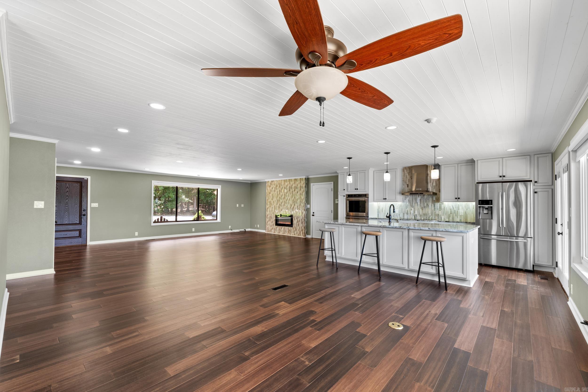 270 Ferncliff Point Bull Shoals, AR 72619