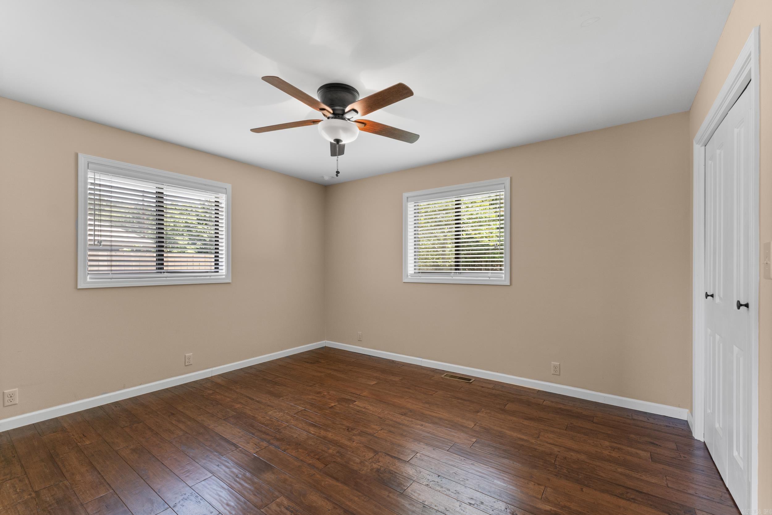 270 Ferncliff Point Bull Shoals, AR 72619