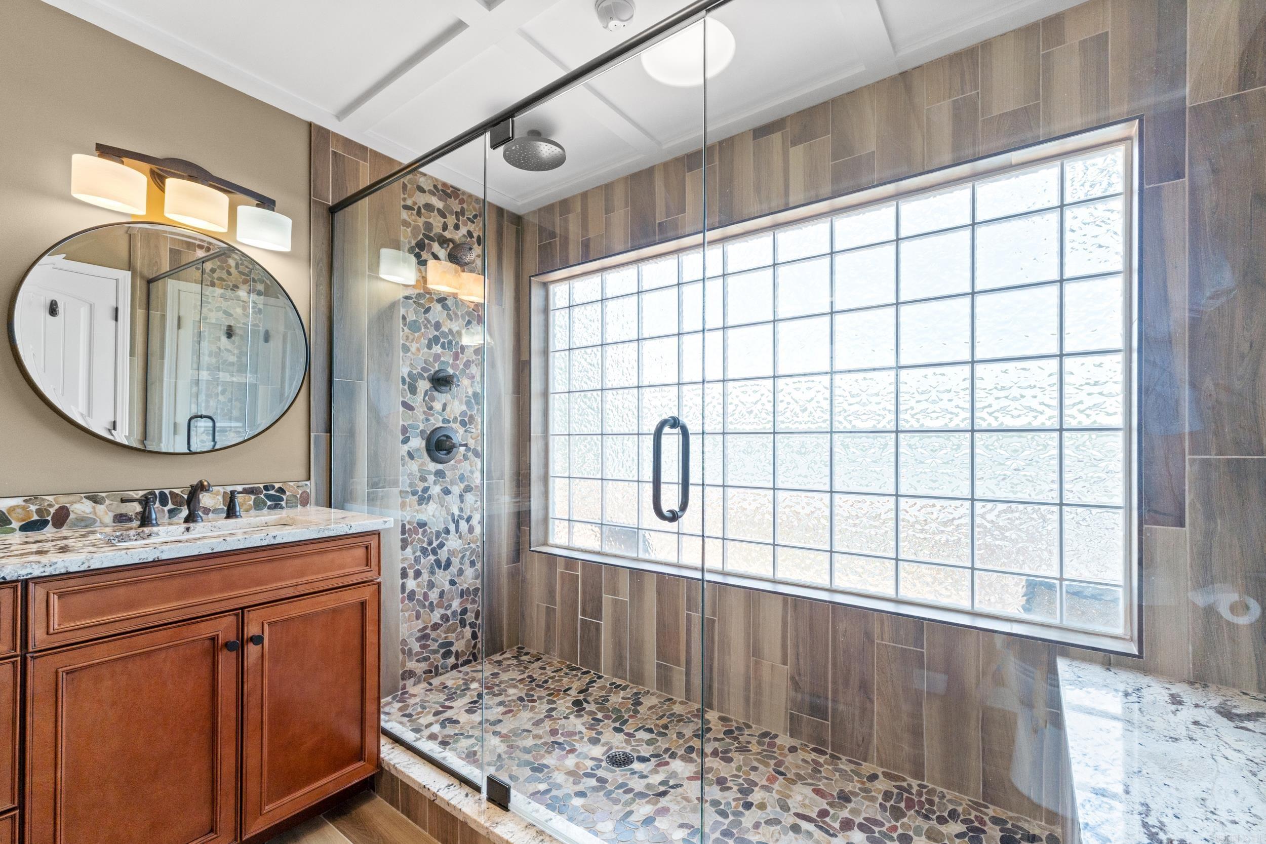 270 Ferncliff Point Bull Shoals, AR 72619