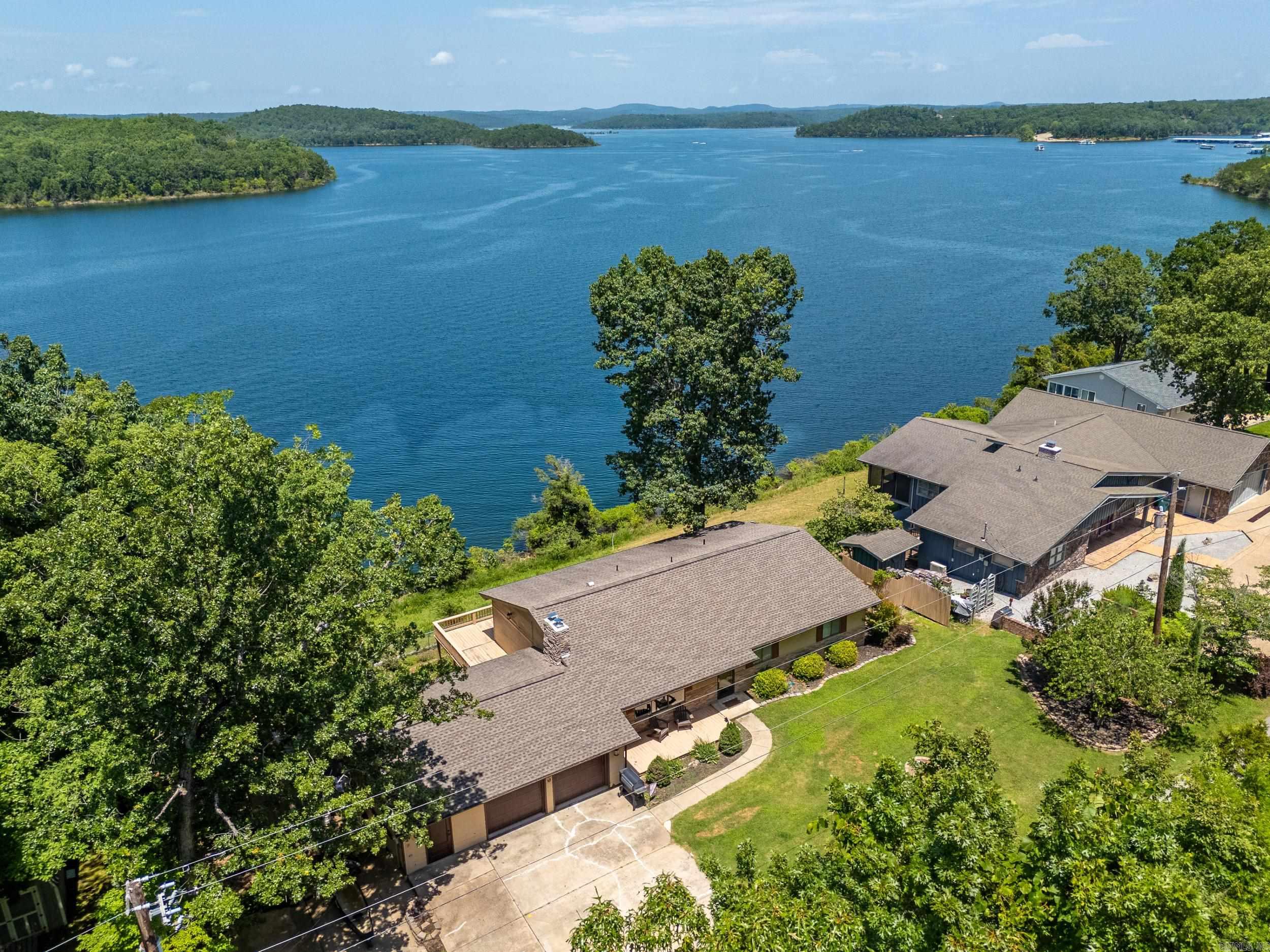 270 Ferncliff Point Bull Shoals, AR 72619