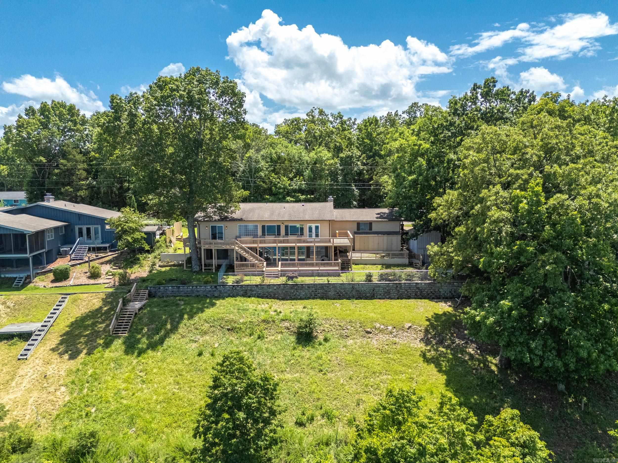 270 Ferncliff Point Bull Shoals, AR 72619