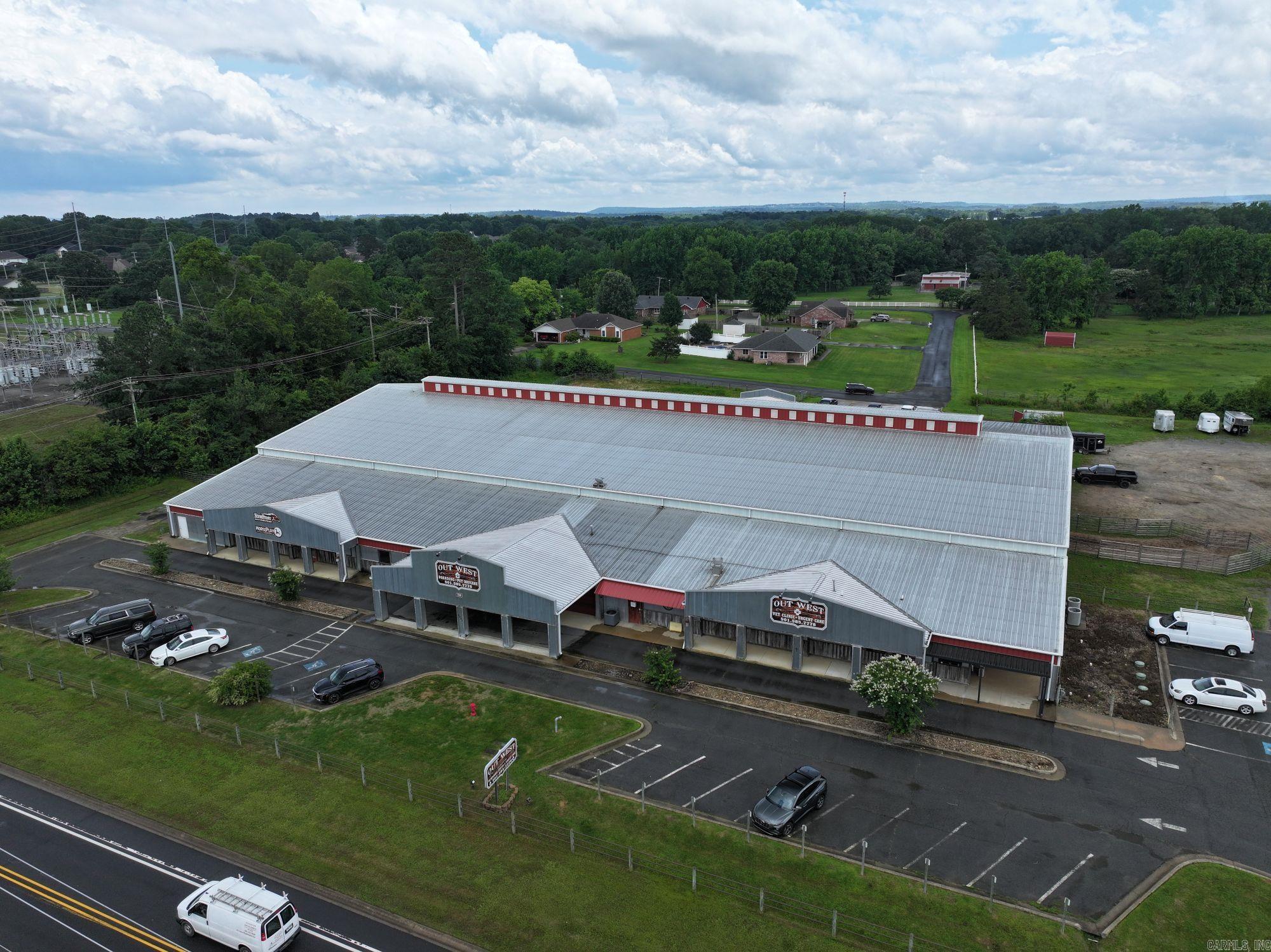 3725 College  Conway, AR