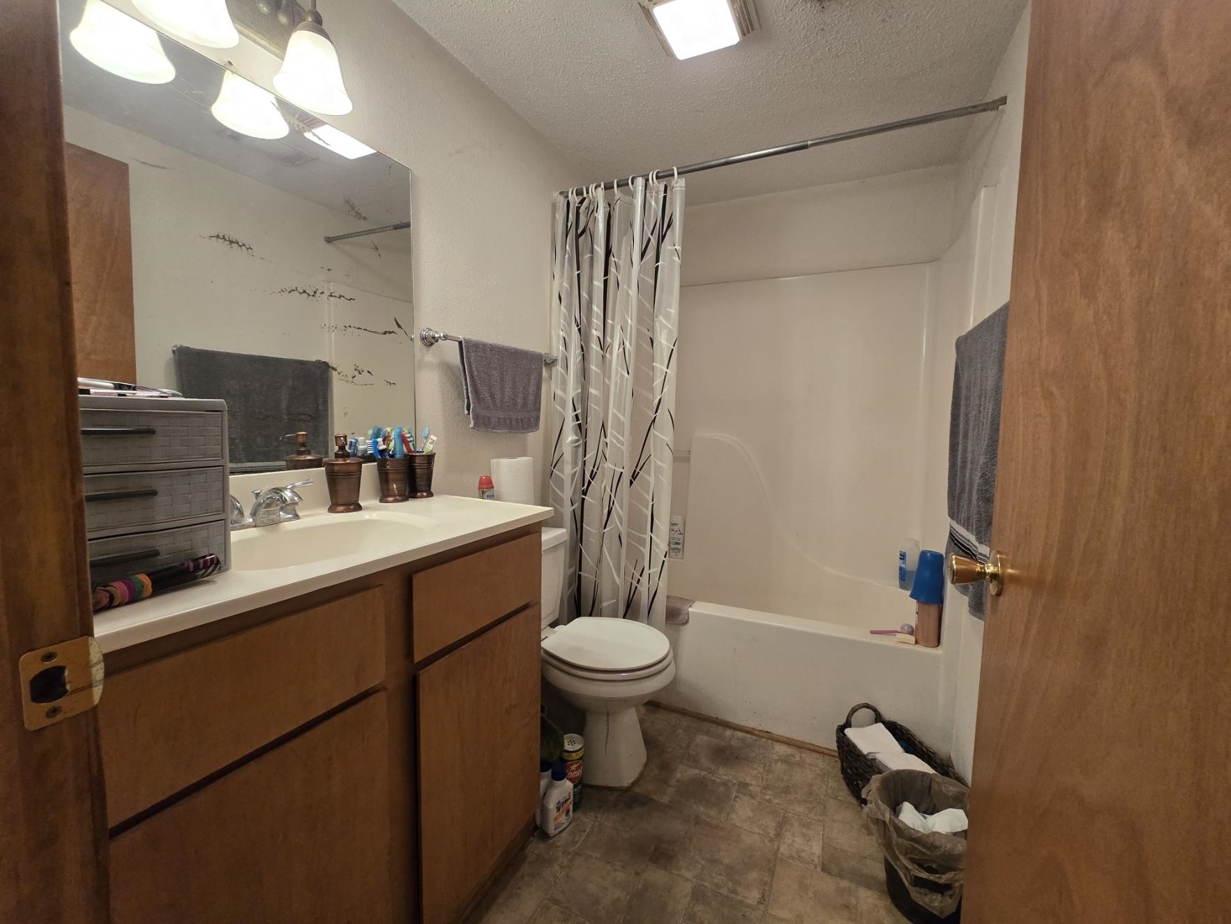 445 Monroe St  Thayer, MO