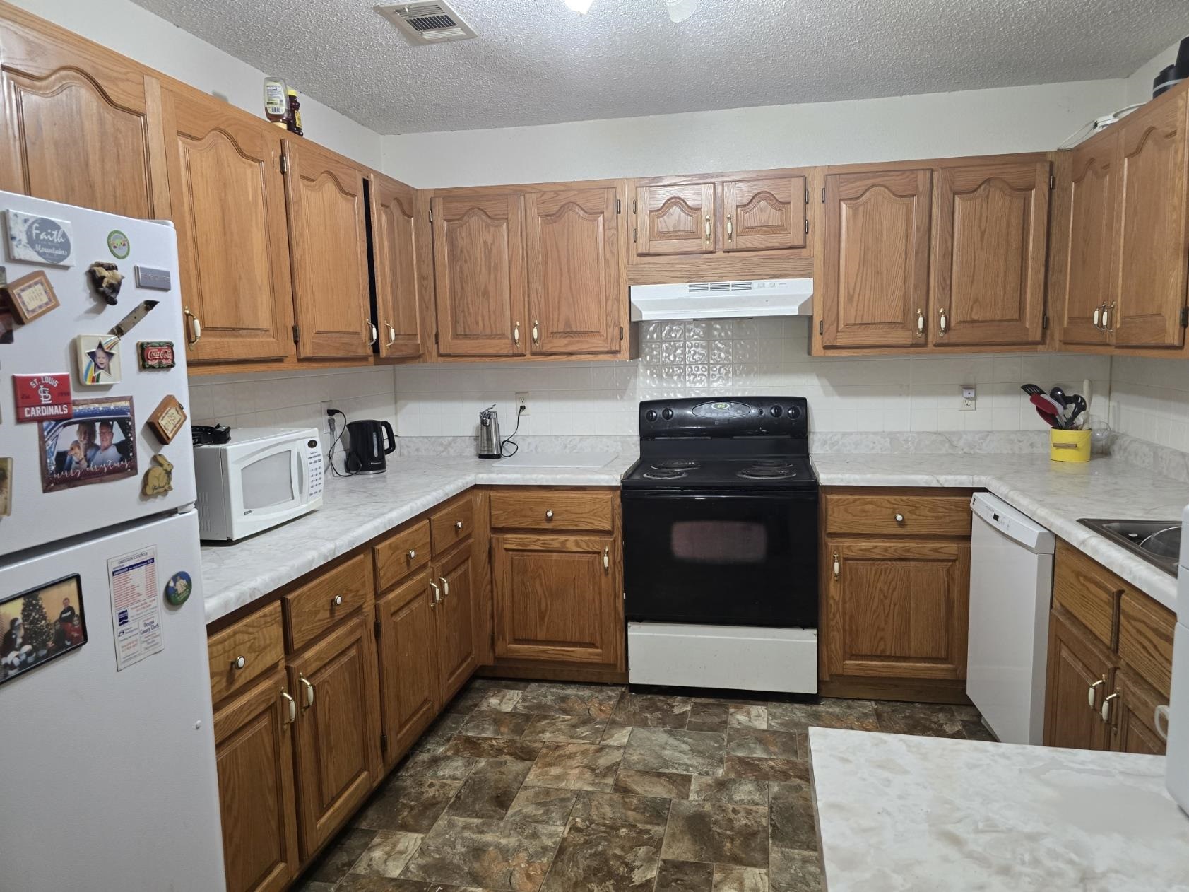 445 Monroe St  Thayer, MO