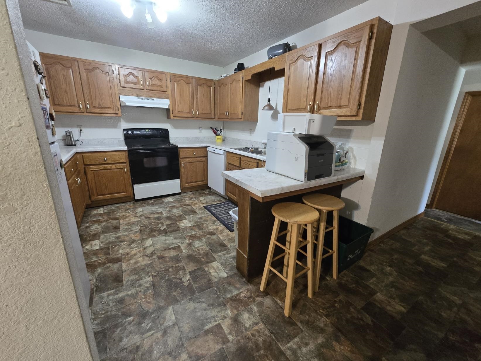 445 Monroe St  Thayer, MO