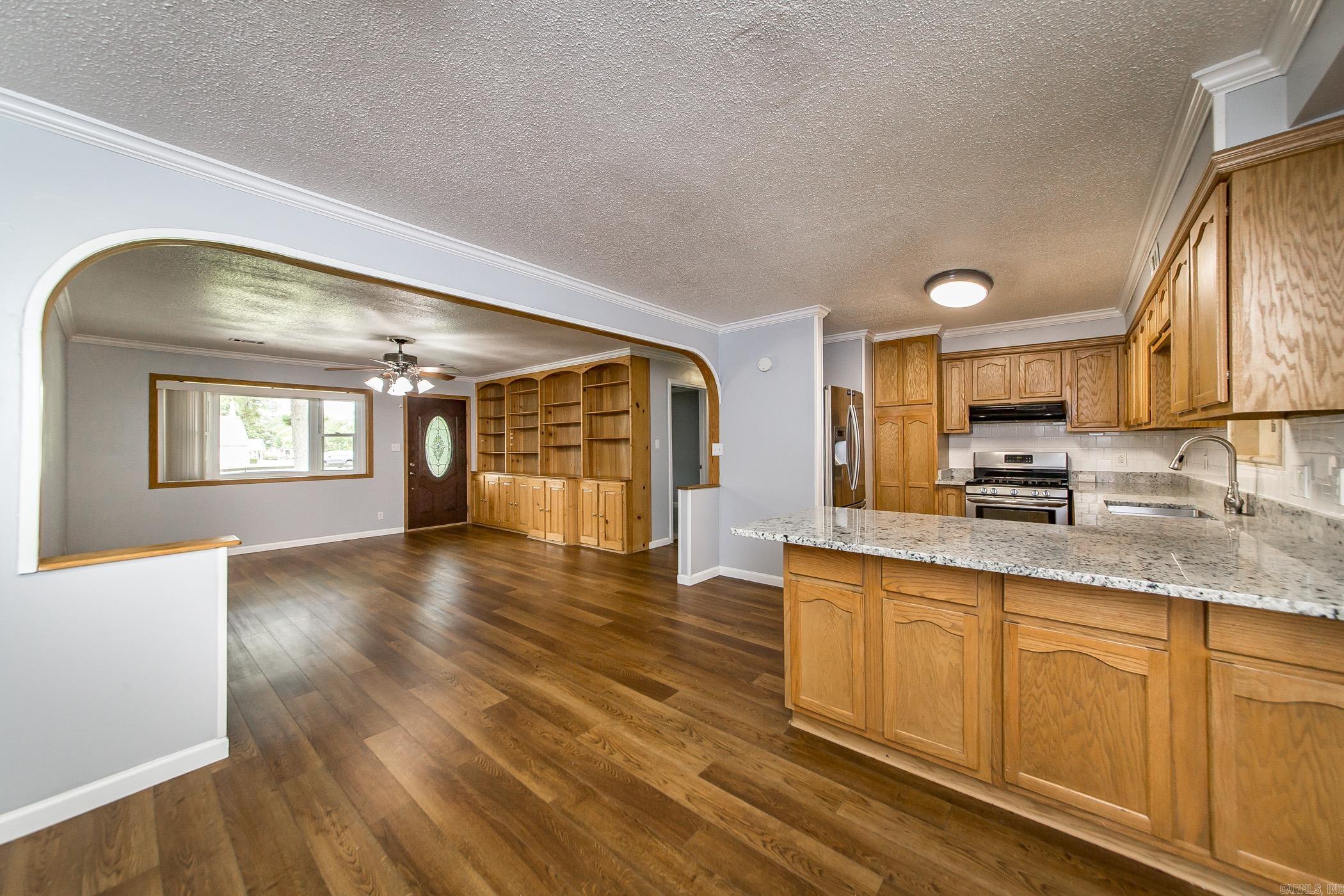 3045 N Highway 31  Lonoke, AR