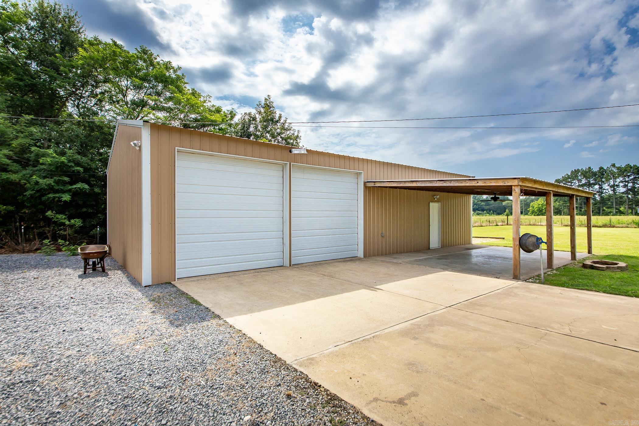 3045 N Highway 31  Lonoke, AR