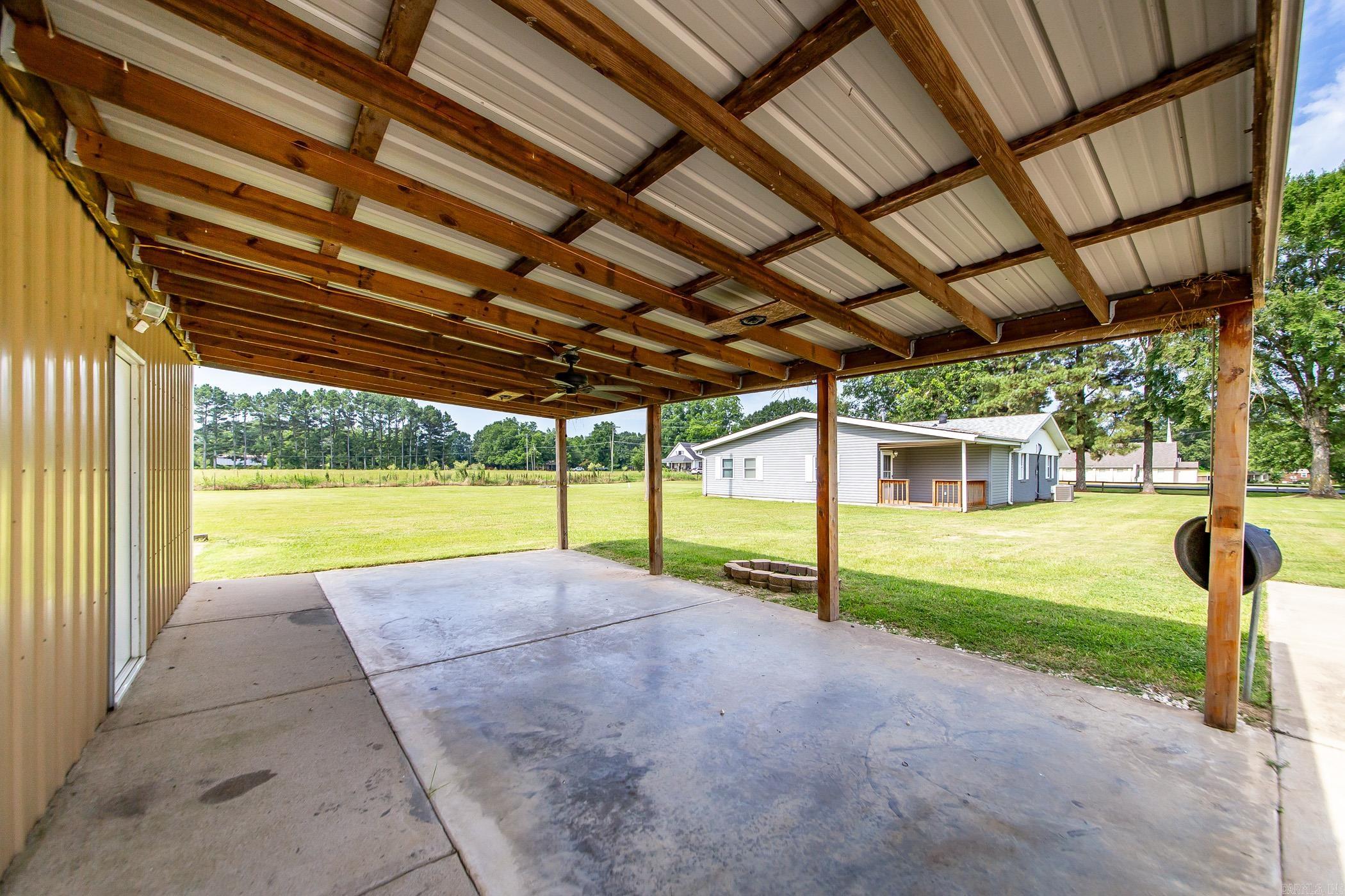 3045 N Highway 31  Lonoke, AR