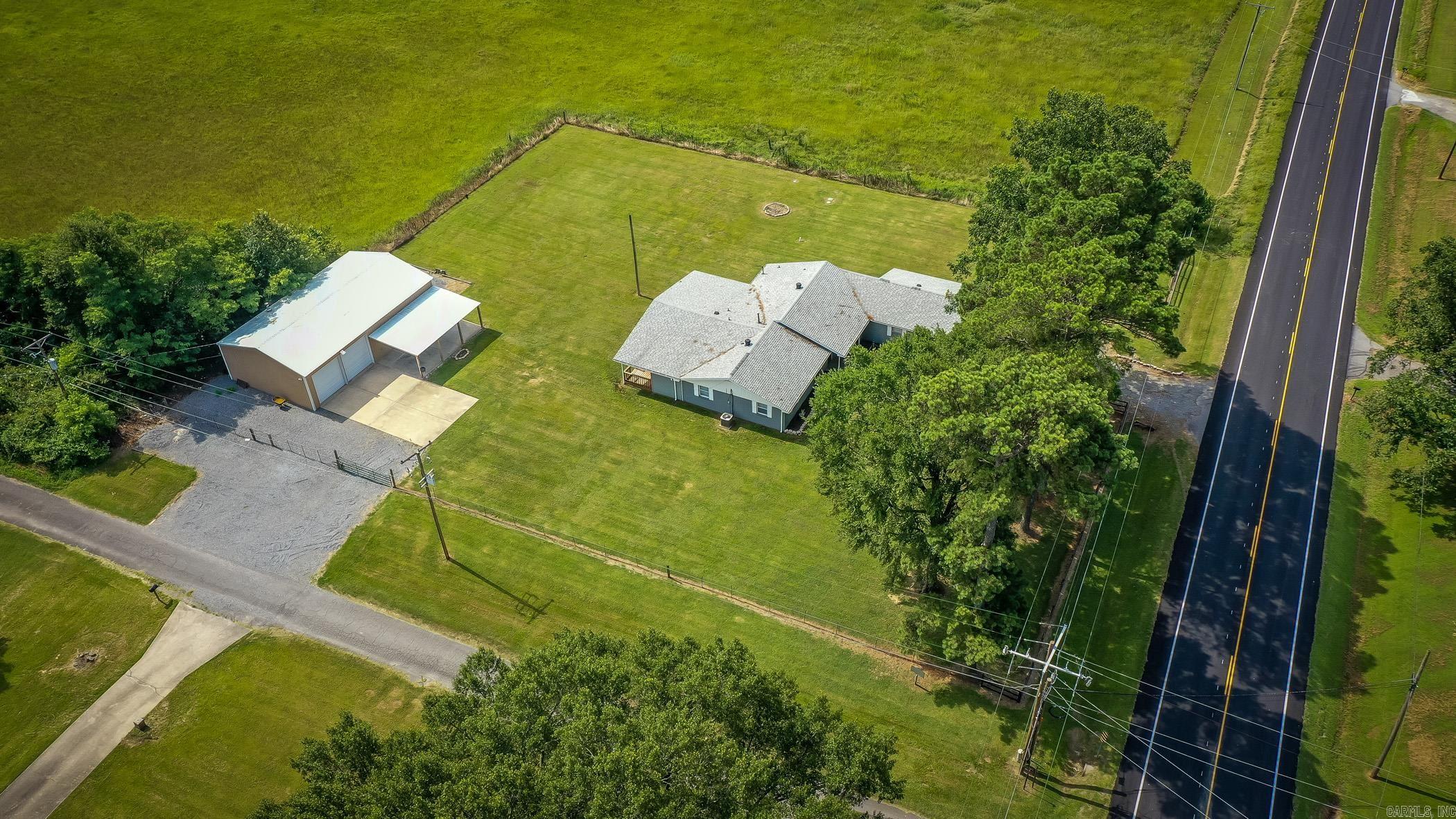 3045 N Highway 31  Lonoke, AR