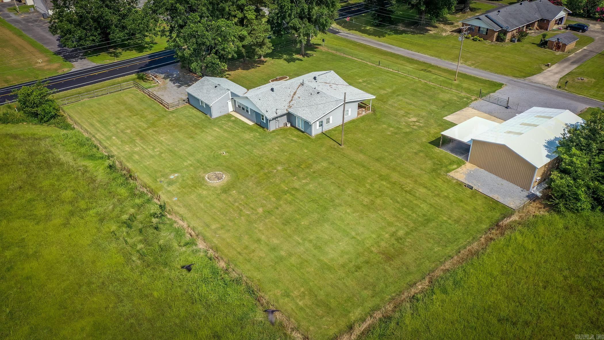 3045 N Highway 31  Lonoke, AR