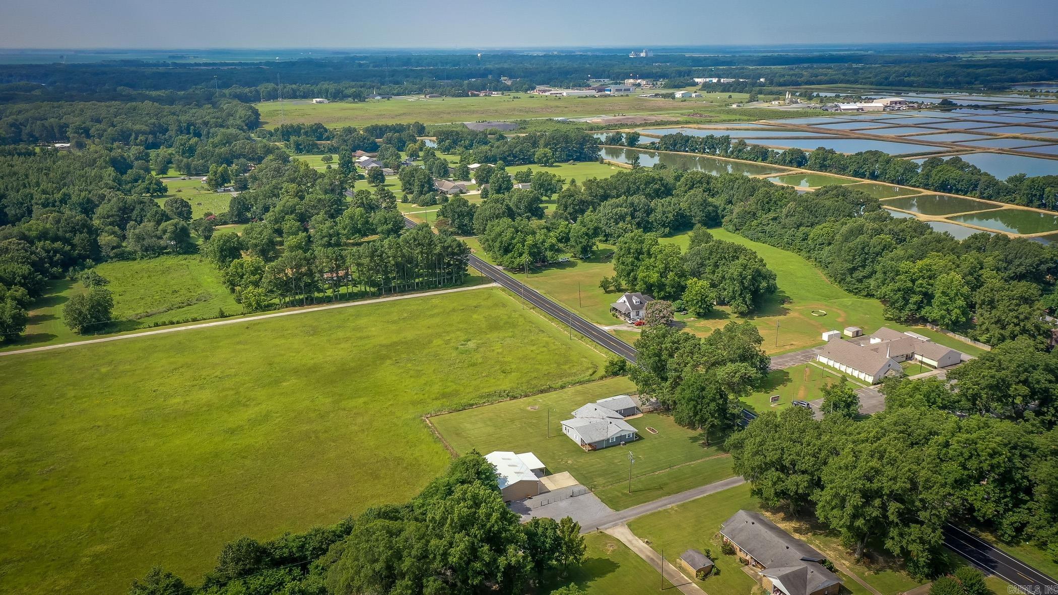 3045 N Highway 31  Lonoke, AR