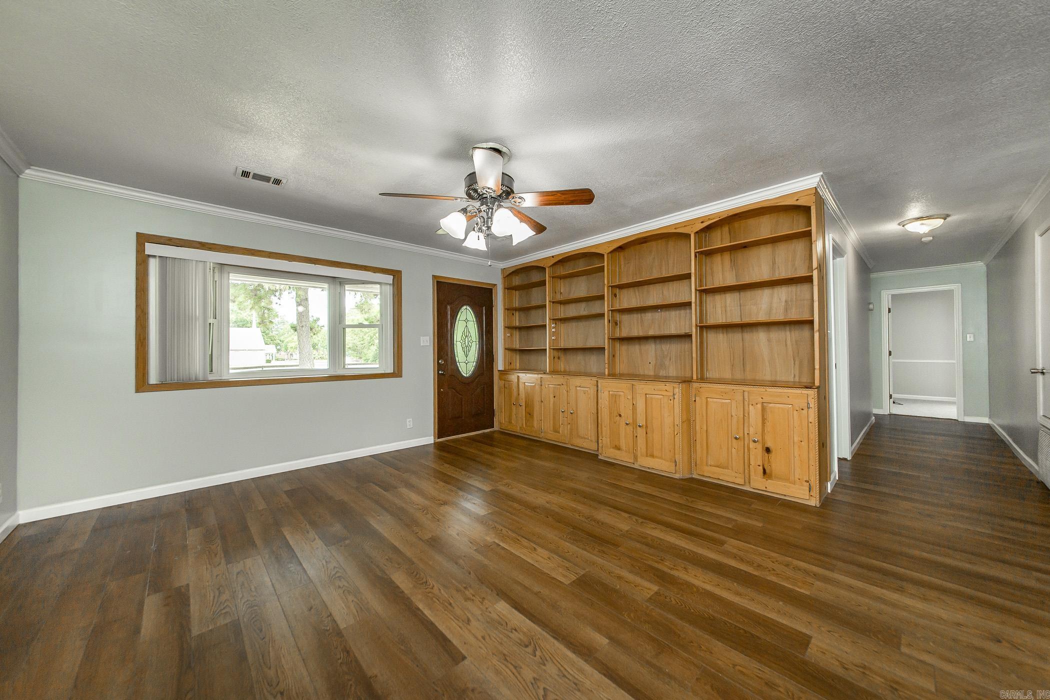 3045 N Highway 31  Lonoke, AR