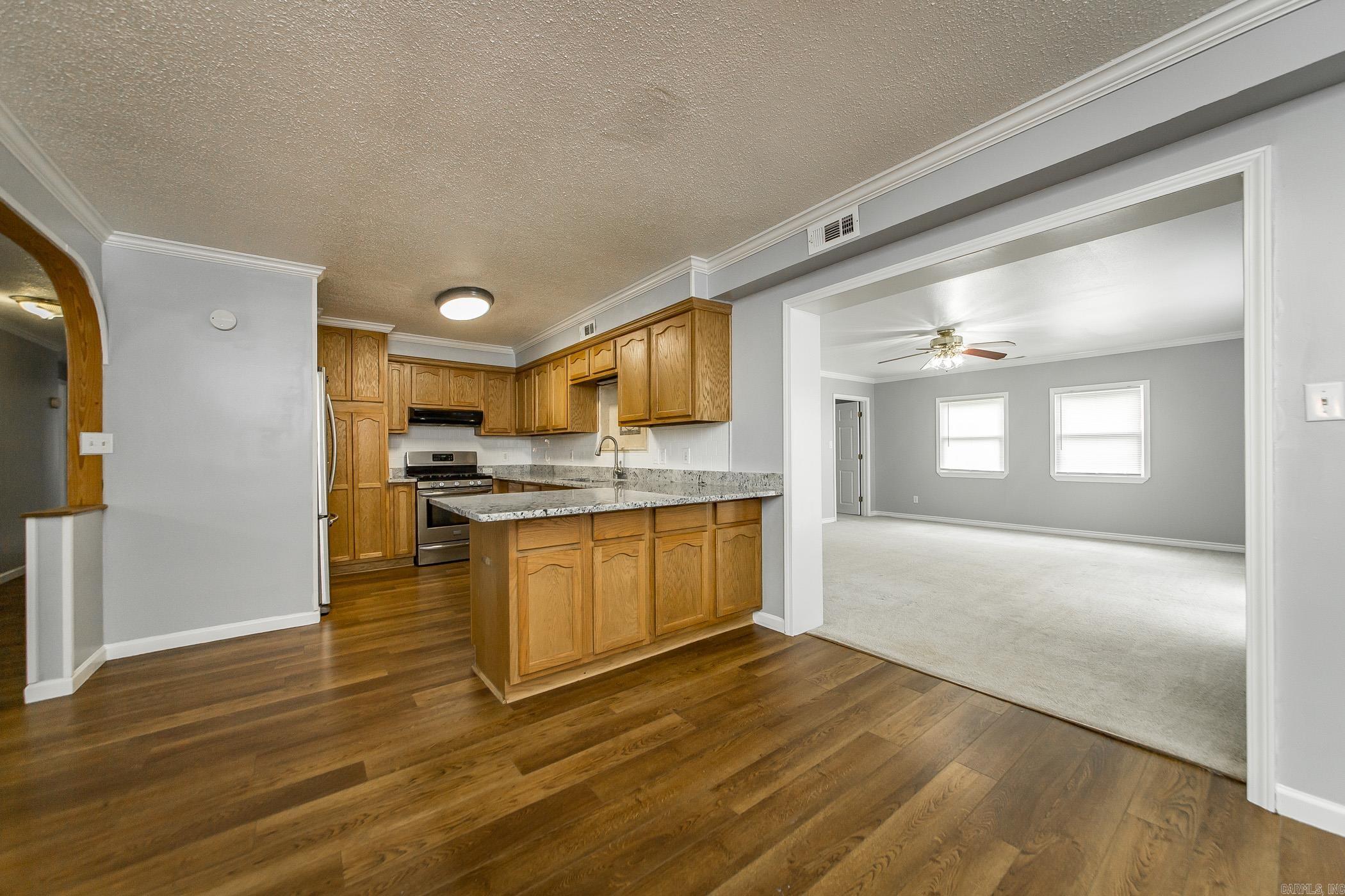 3045 N Highway 31  Lonoke, AR