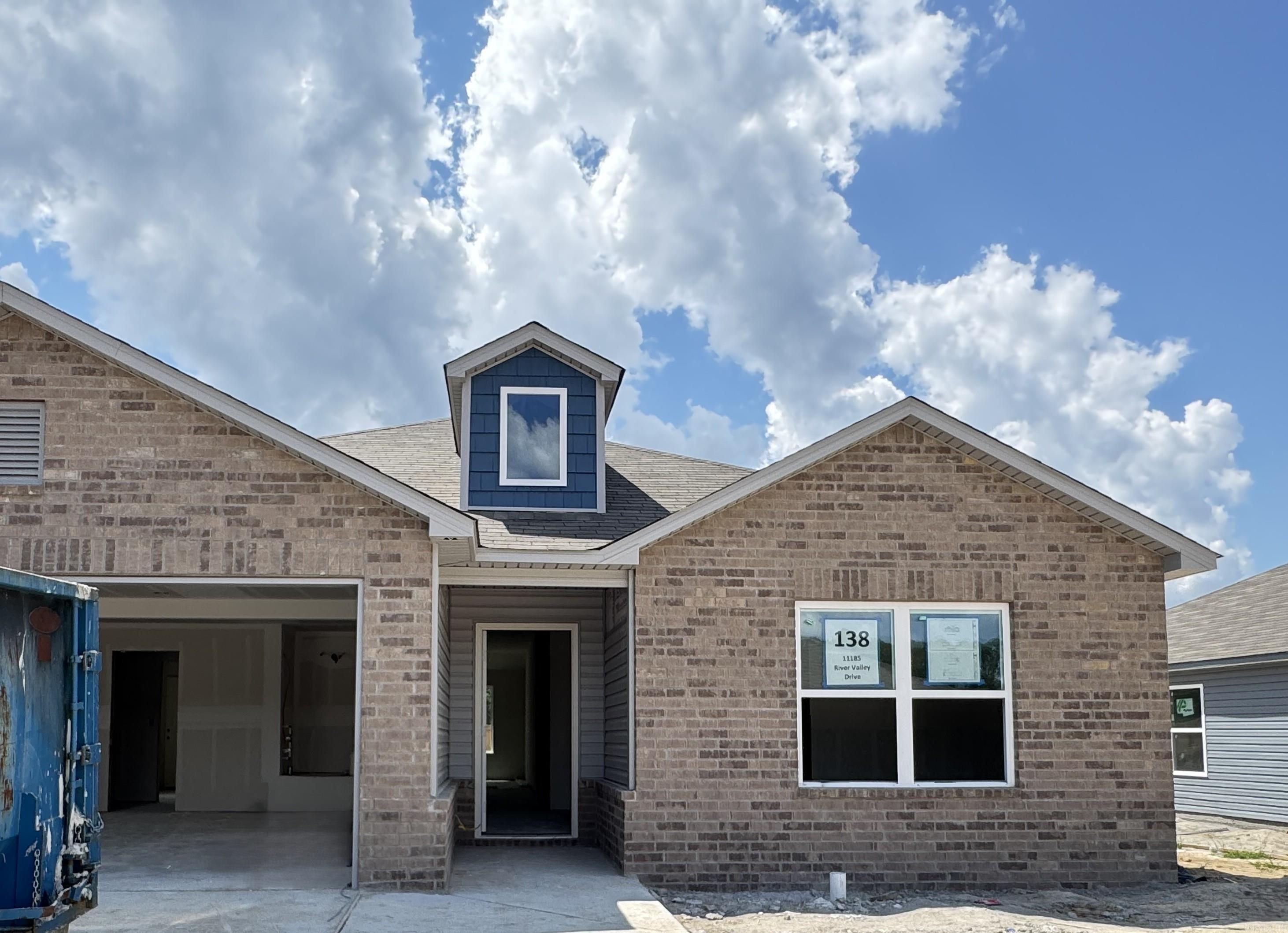 11185 River Valley Drive Hensley, AR 72065