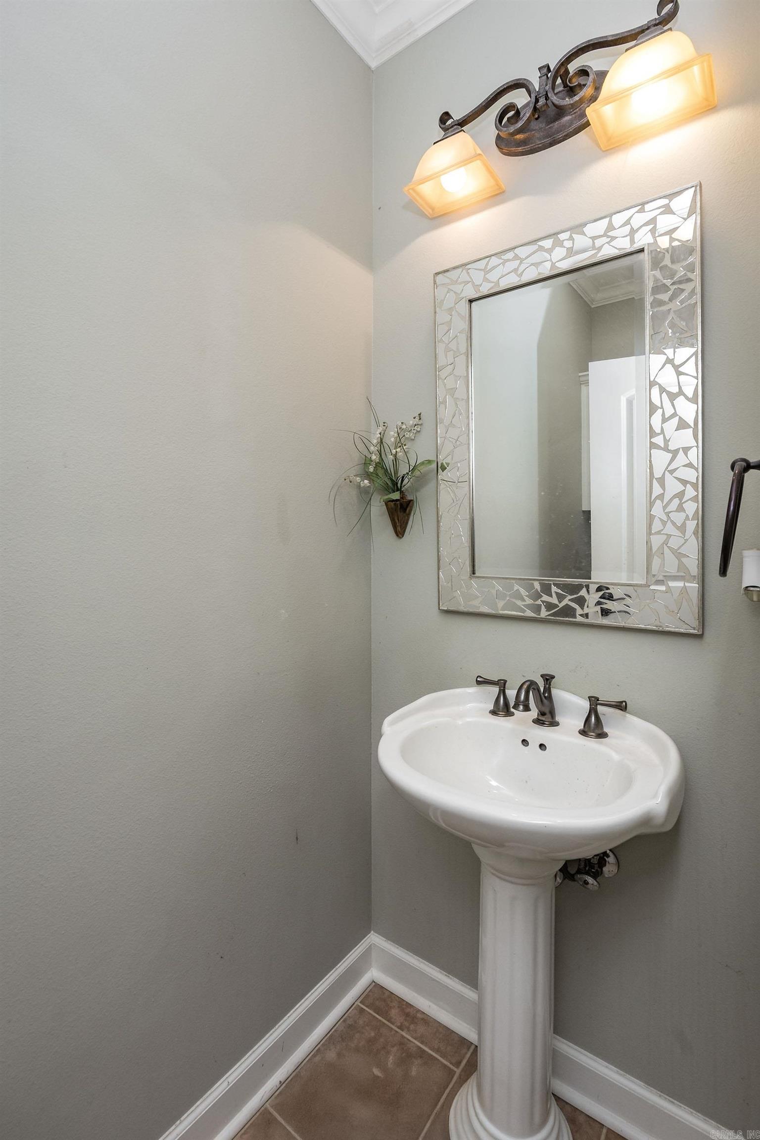 20 Congressional Drive Little Rock, AR 72210