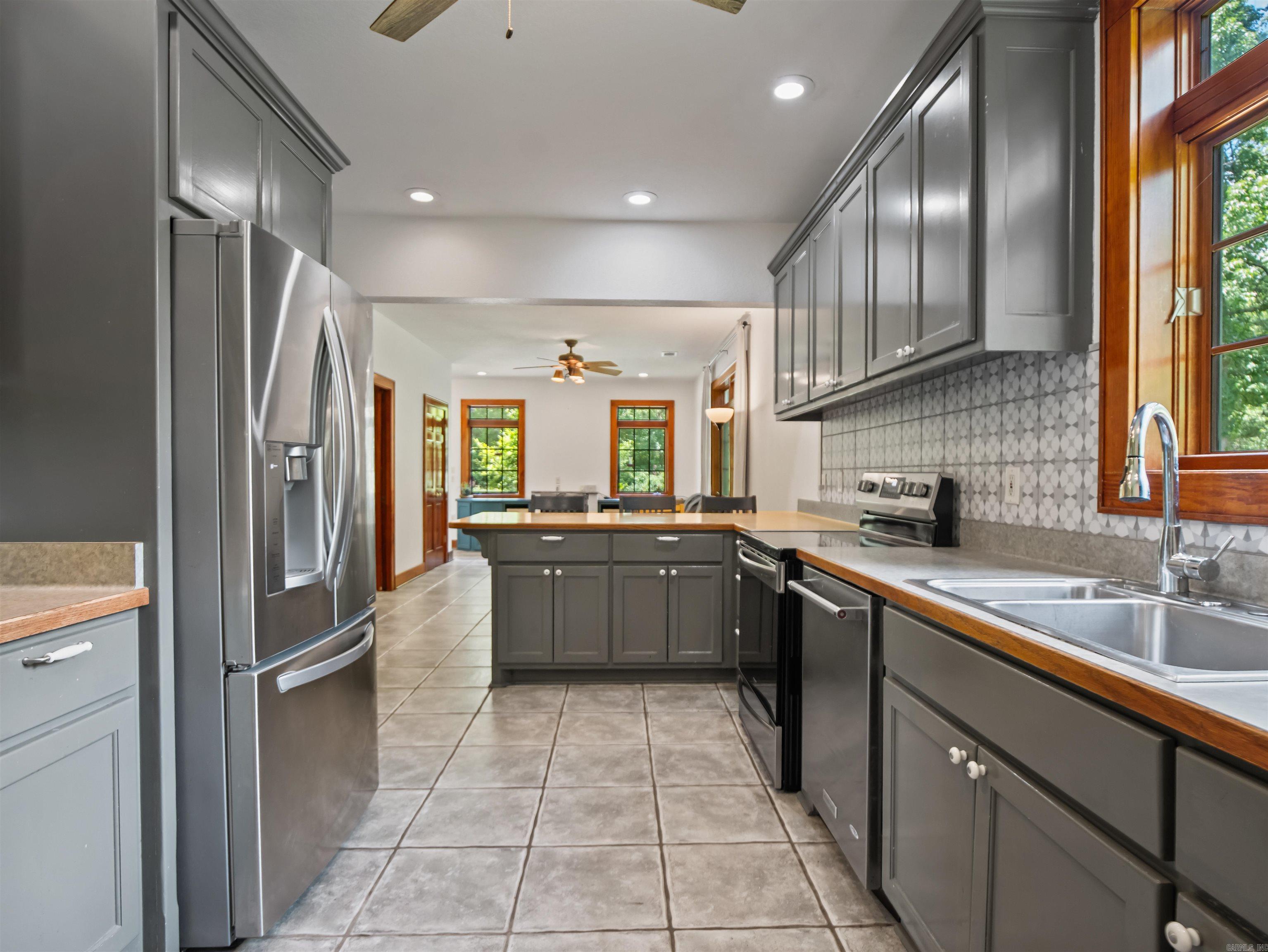 454 Clubhill Jessieville, AR 71949