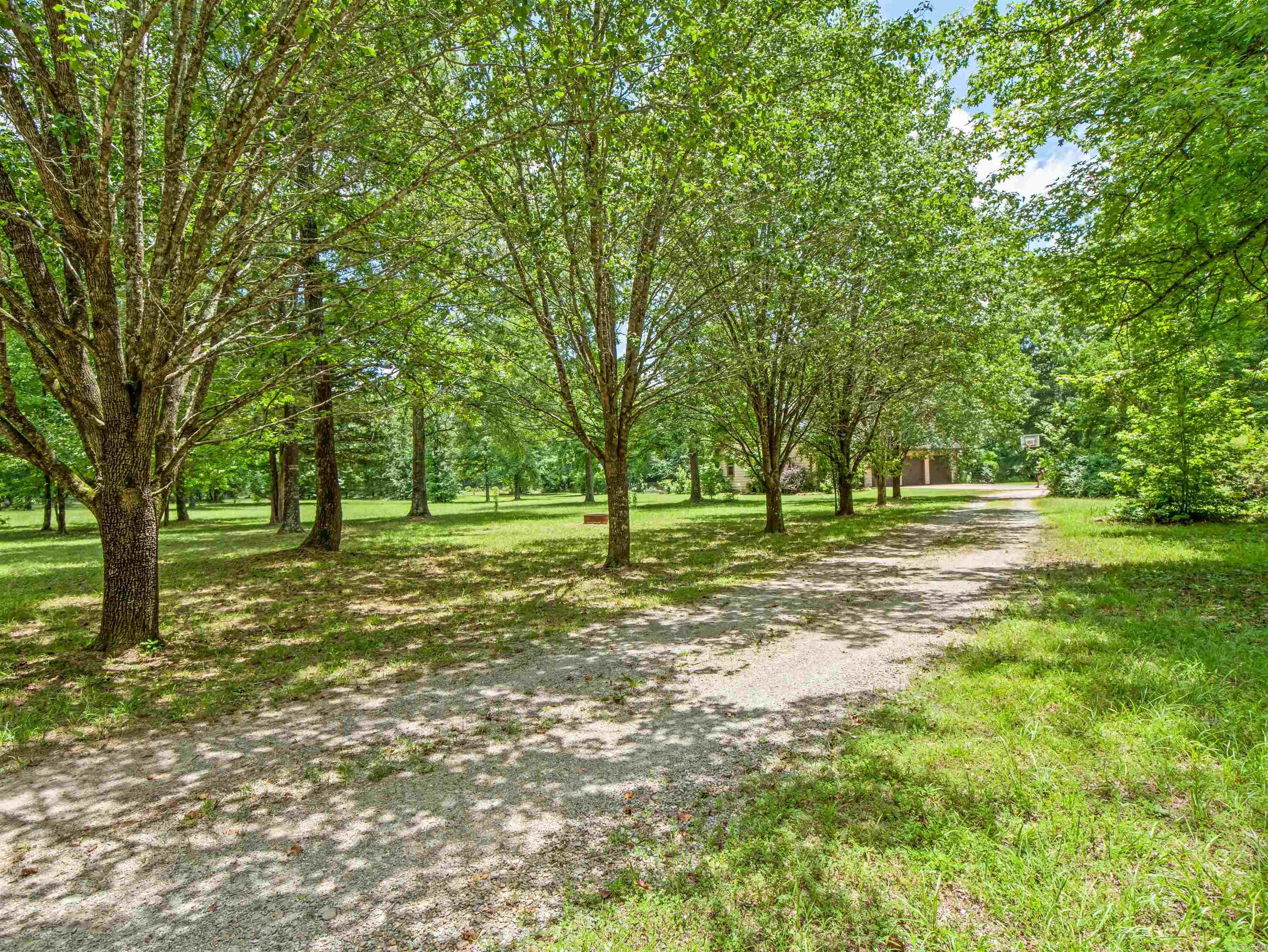 454 Clubhill Jessieville, AR 71949