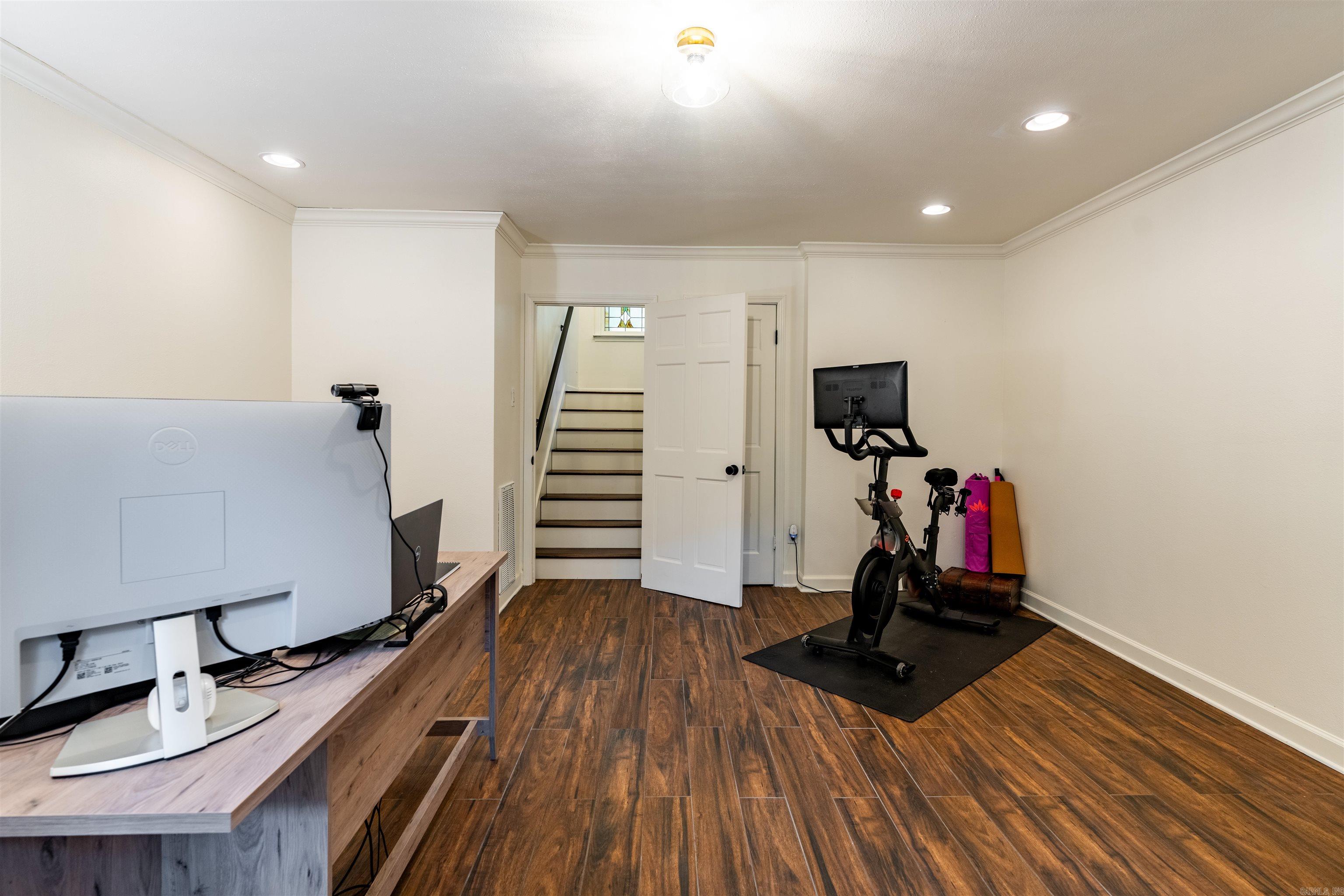 6 El Dorado Little Rock, AR 72212