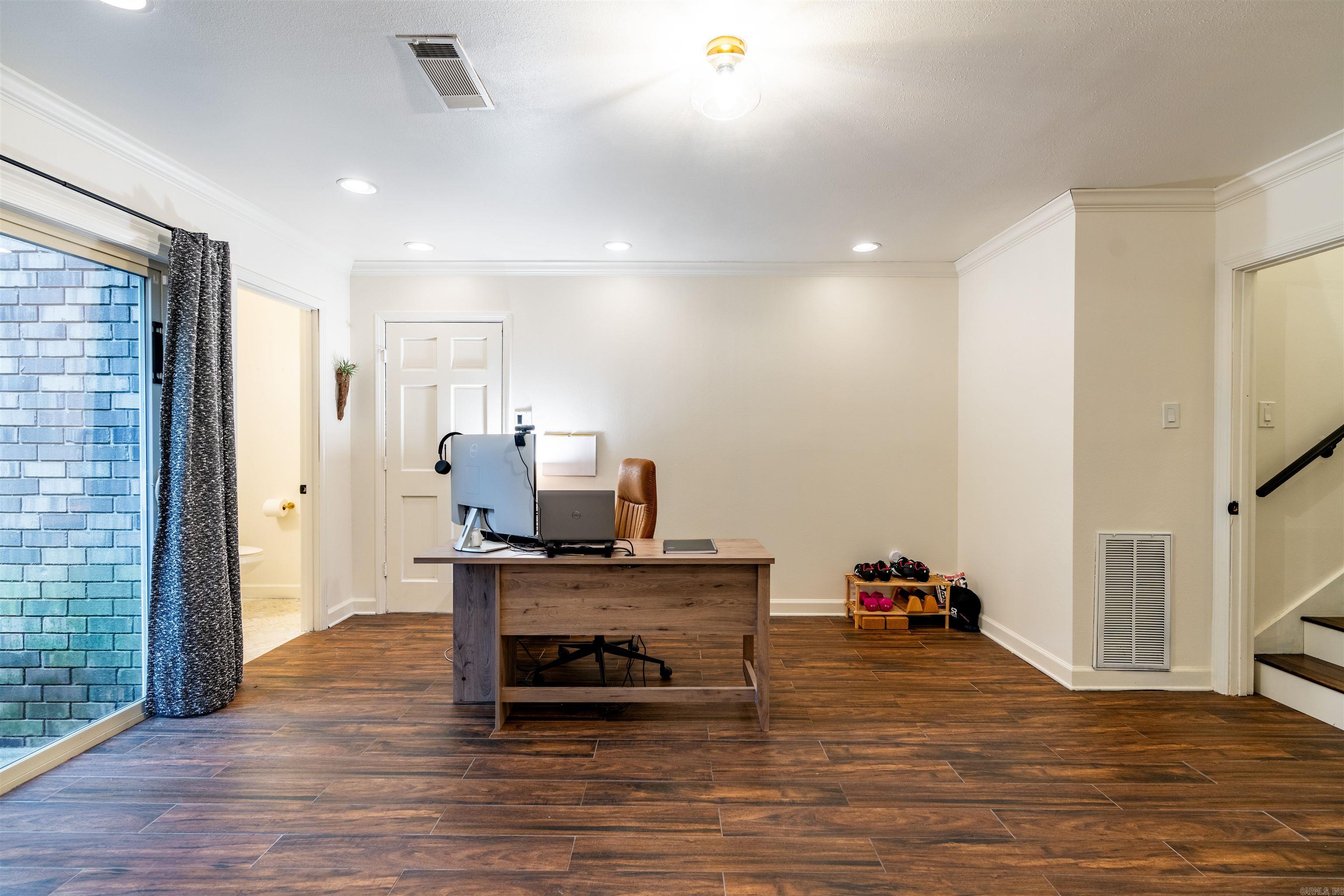 6 El Dorado Little Rock, AR 72212