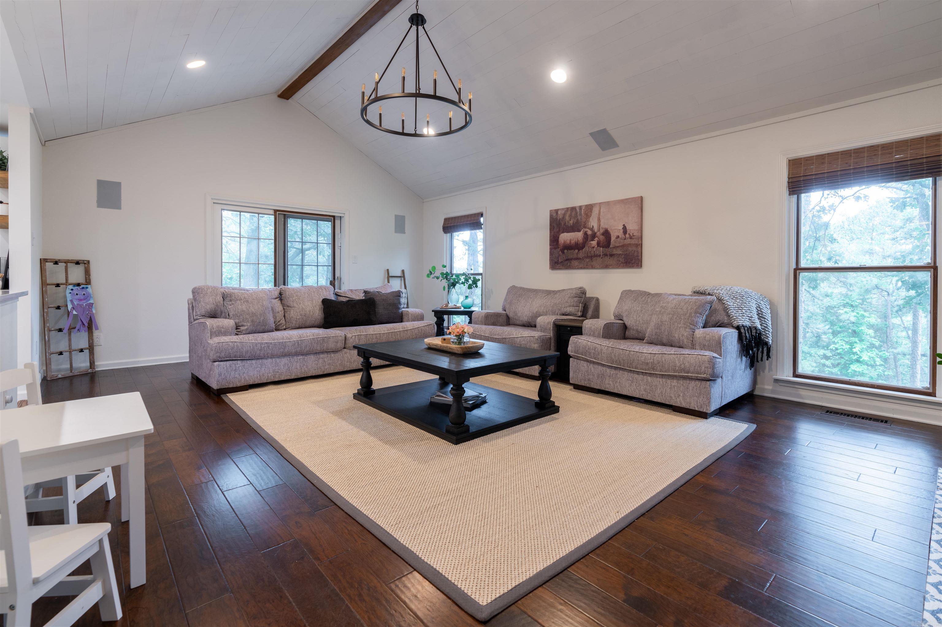 6 El Dorado Little Rock, AR 72212