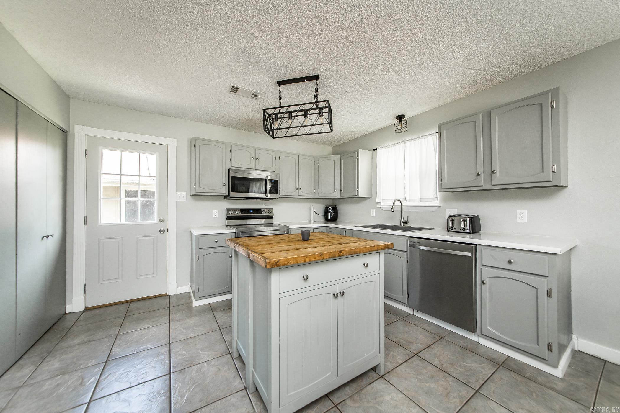418 Pine Meadows  Hot Springs, AR