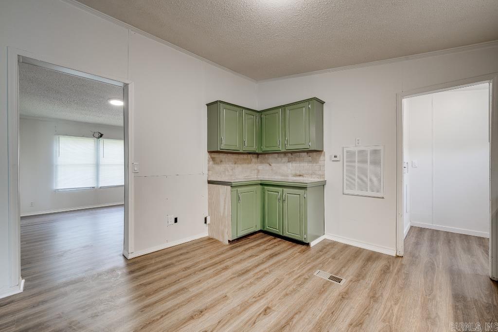 84 E Greentree  Ward, AR