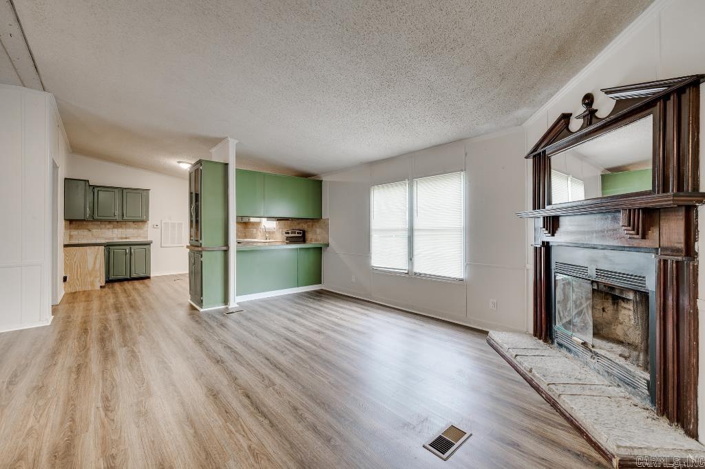 84 E Greentree  Ward, AR