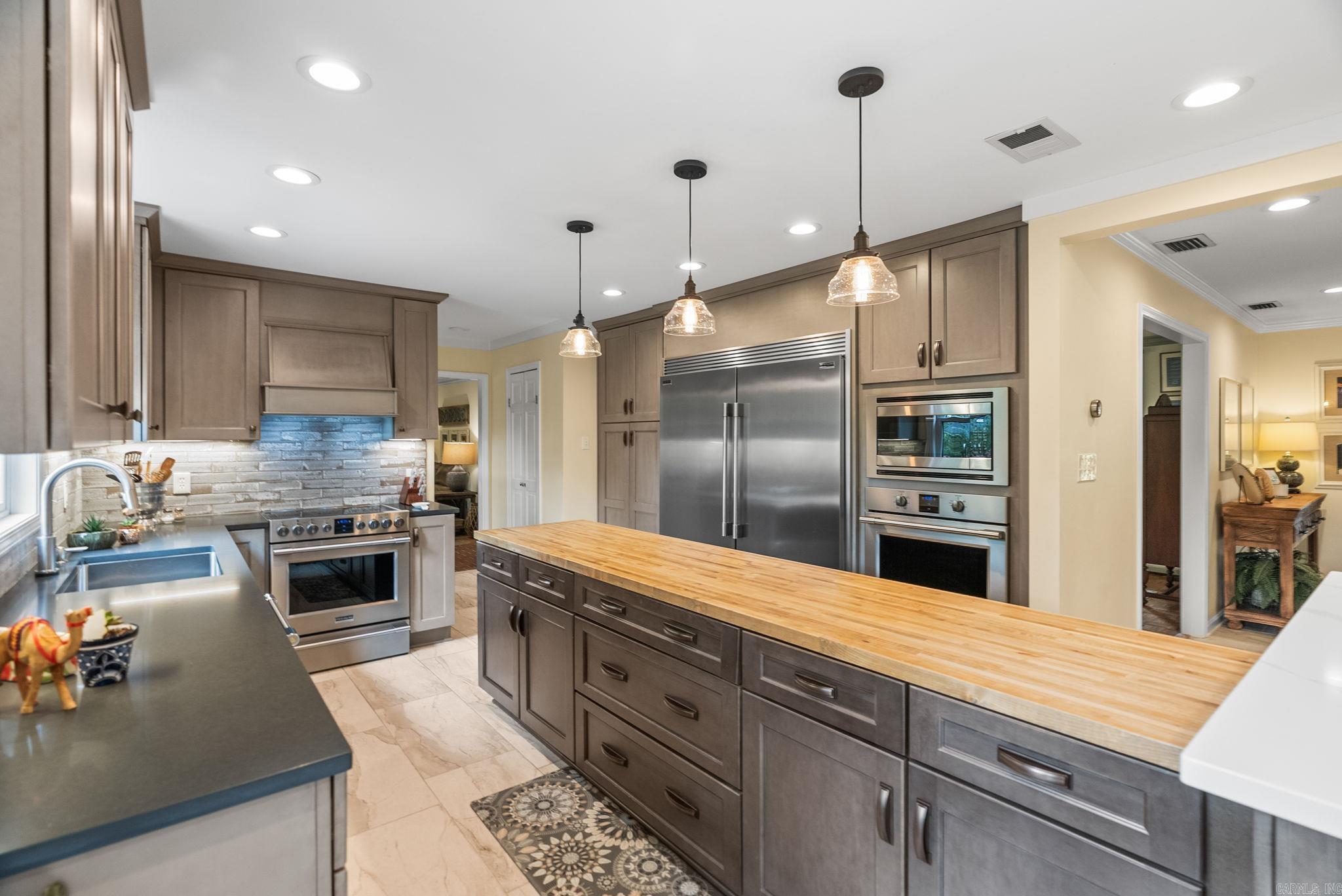 263 Pleasant Valley Drive Little Rock, AR 72212