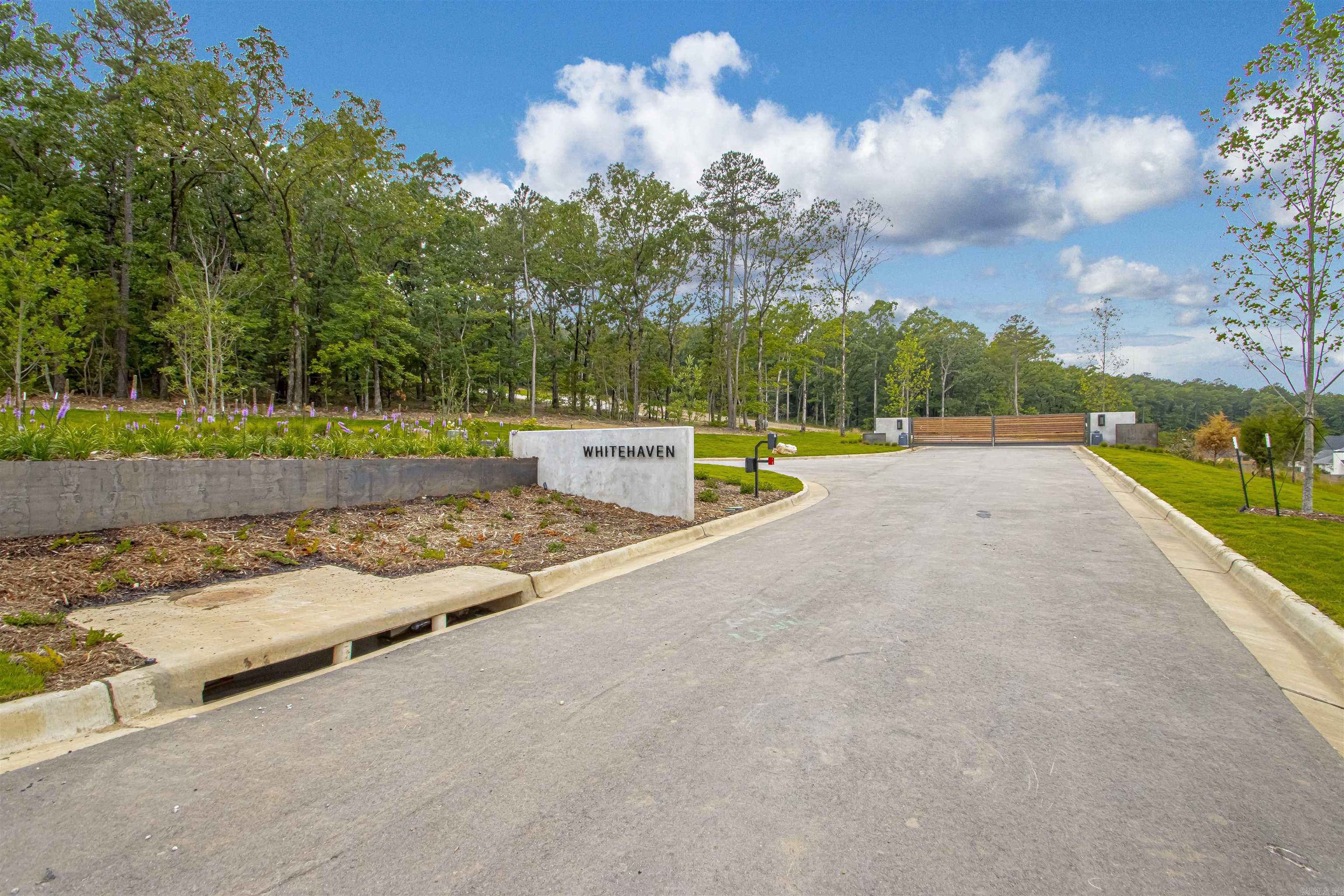 1 Whitehaven  Little Rock, AR