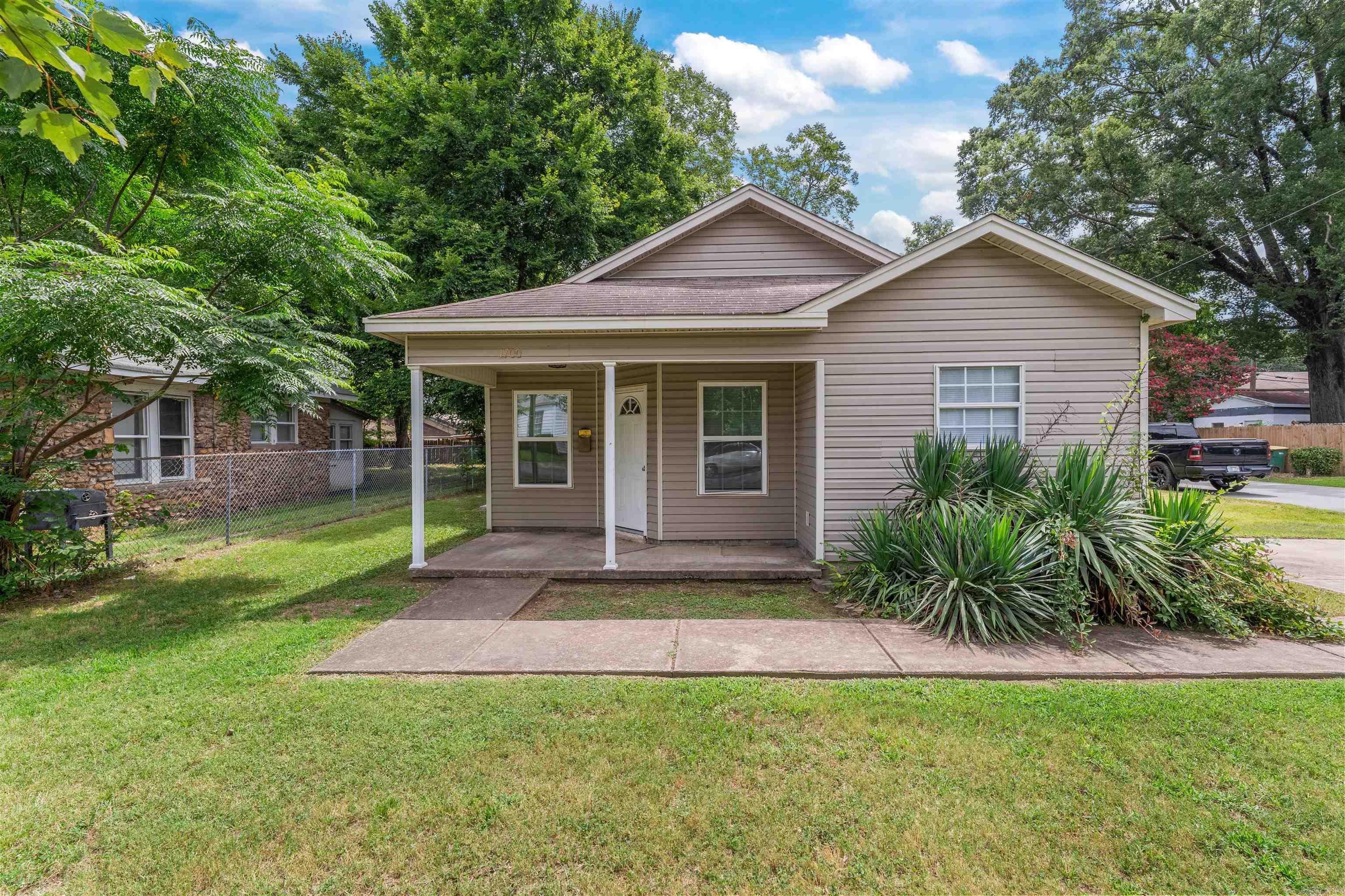 1700 Schaer  North Little Rock, AR