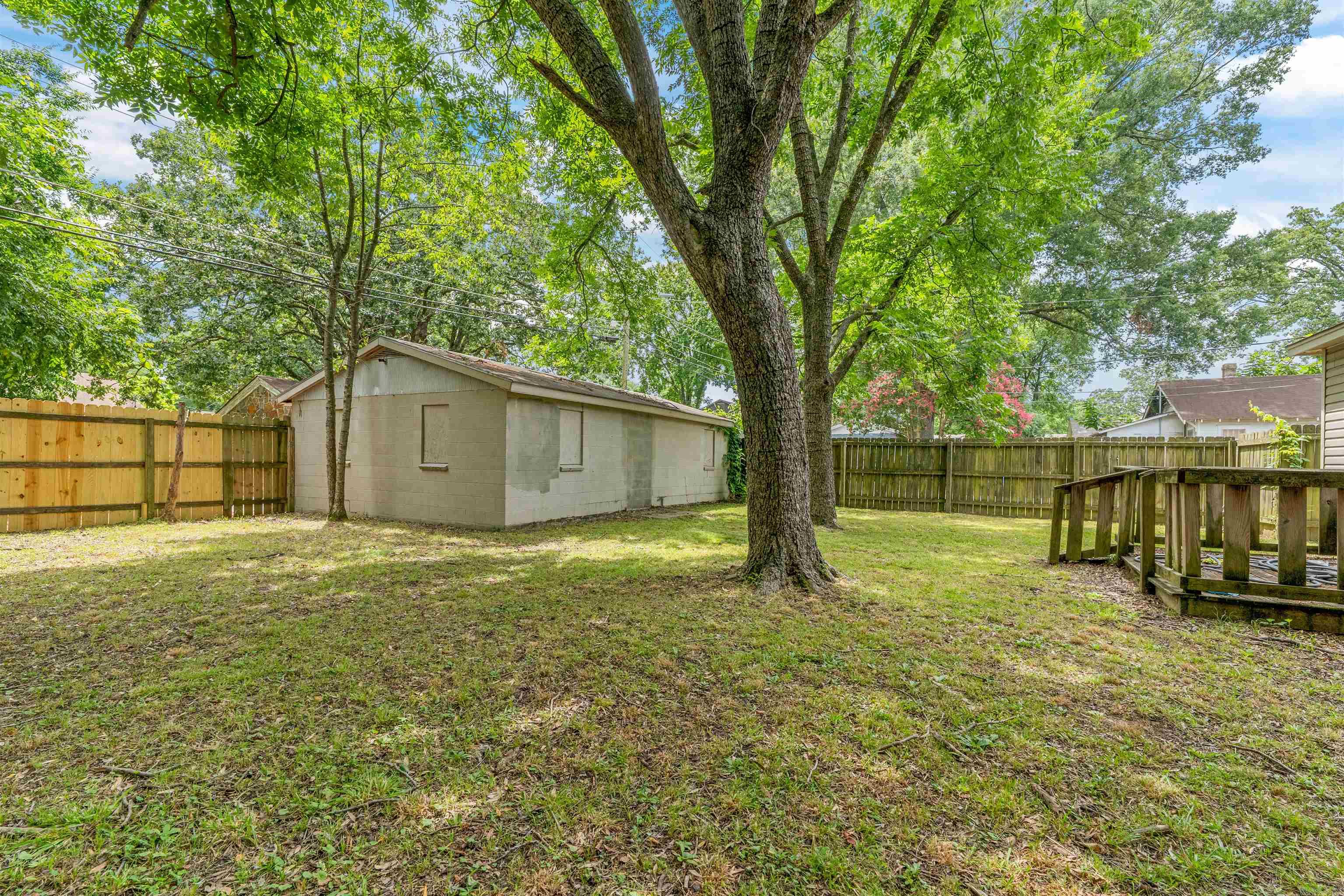1700 Schaer  North Little Rock, AR