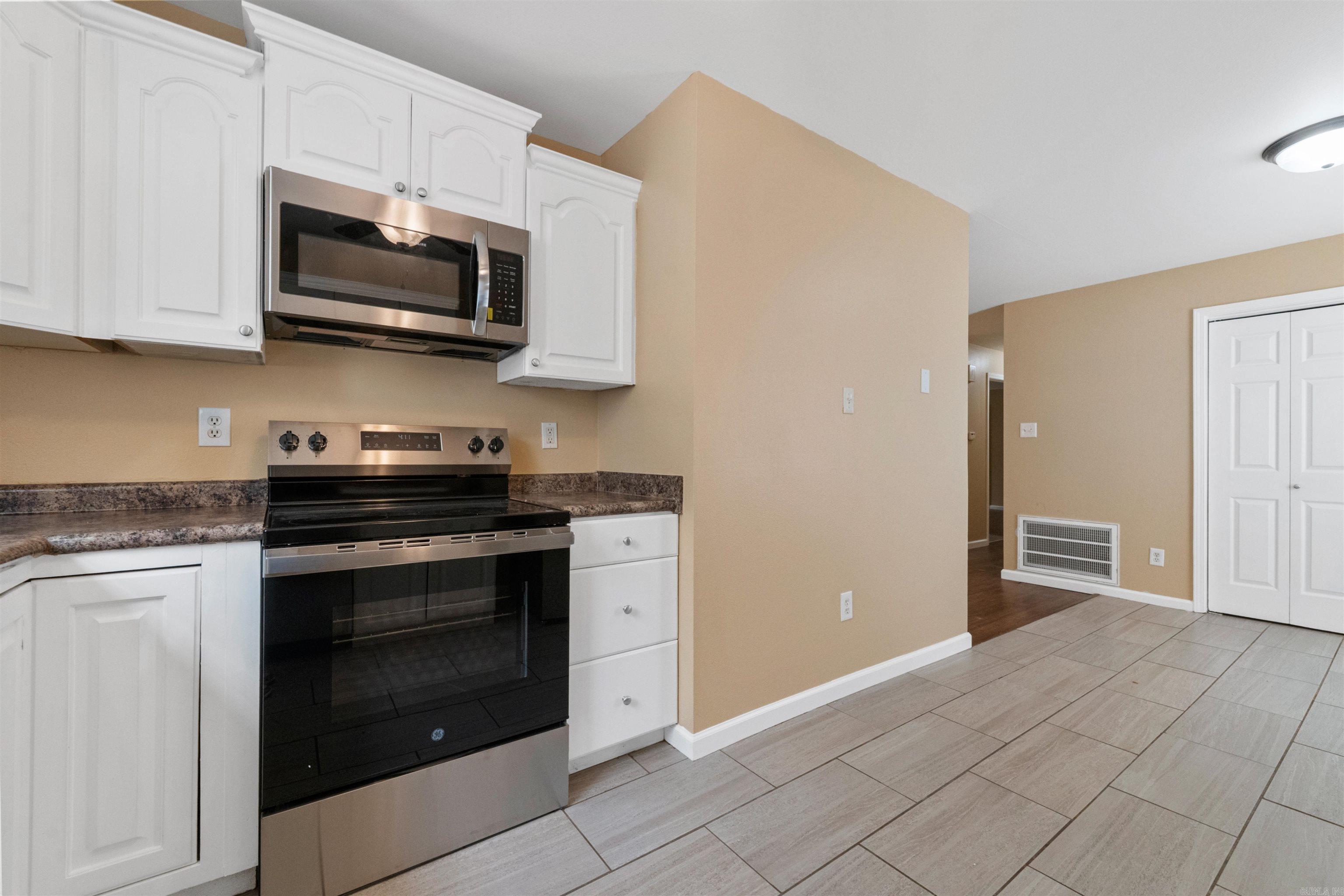 1700 Schaer  North Little Rock, AR