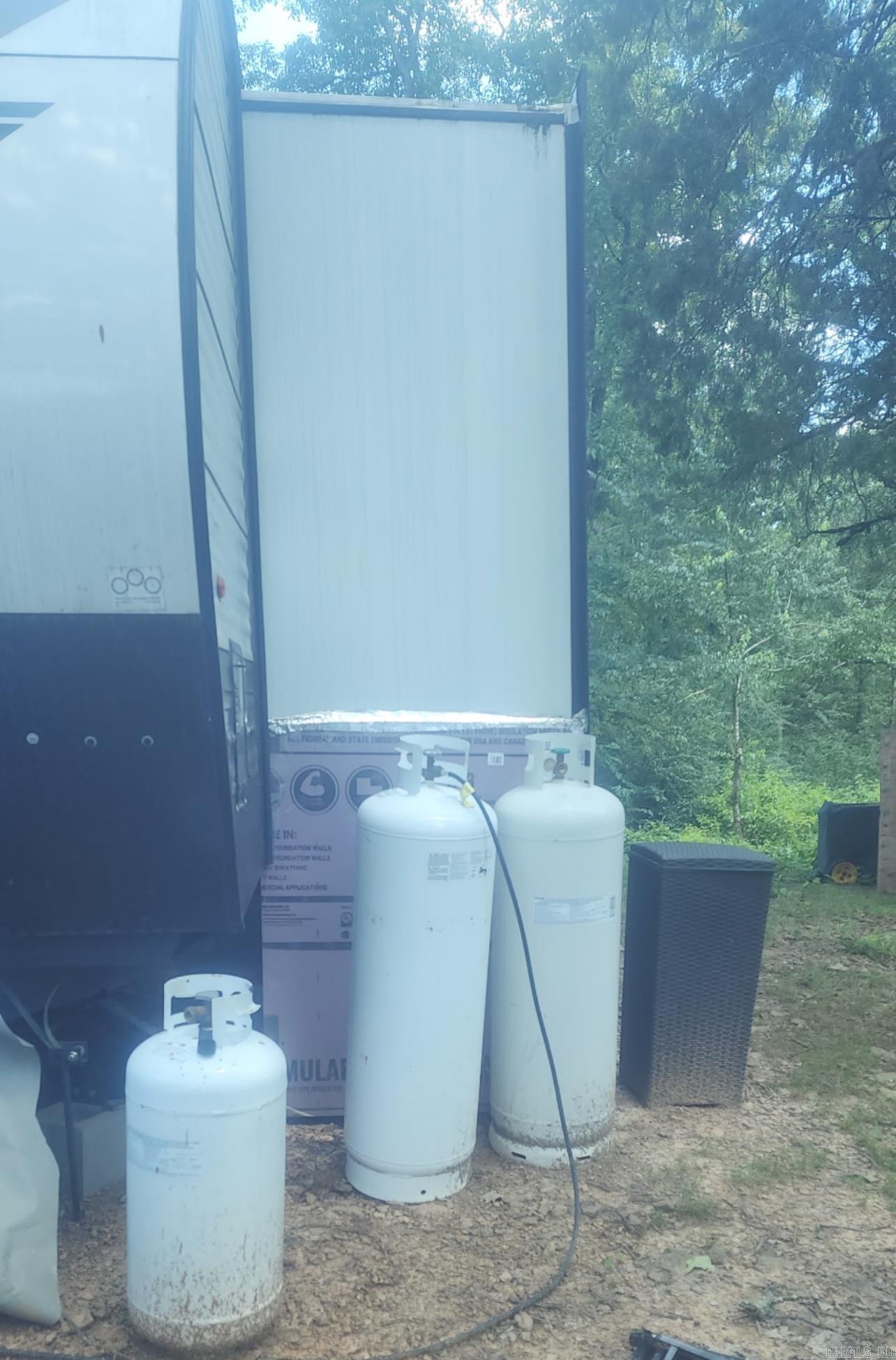 390 cody drive  Clinton, AR