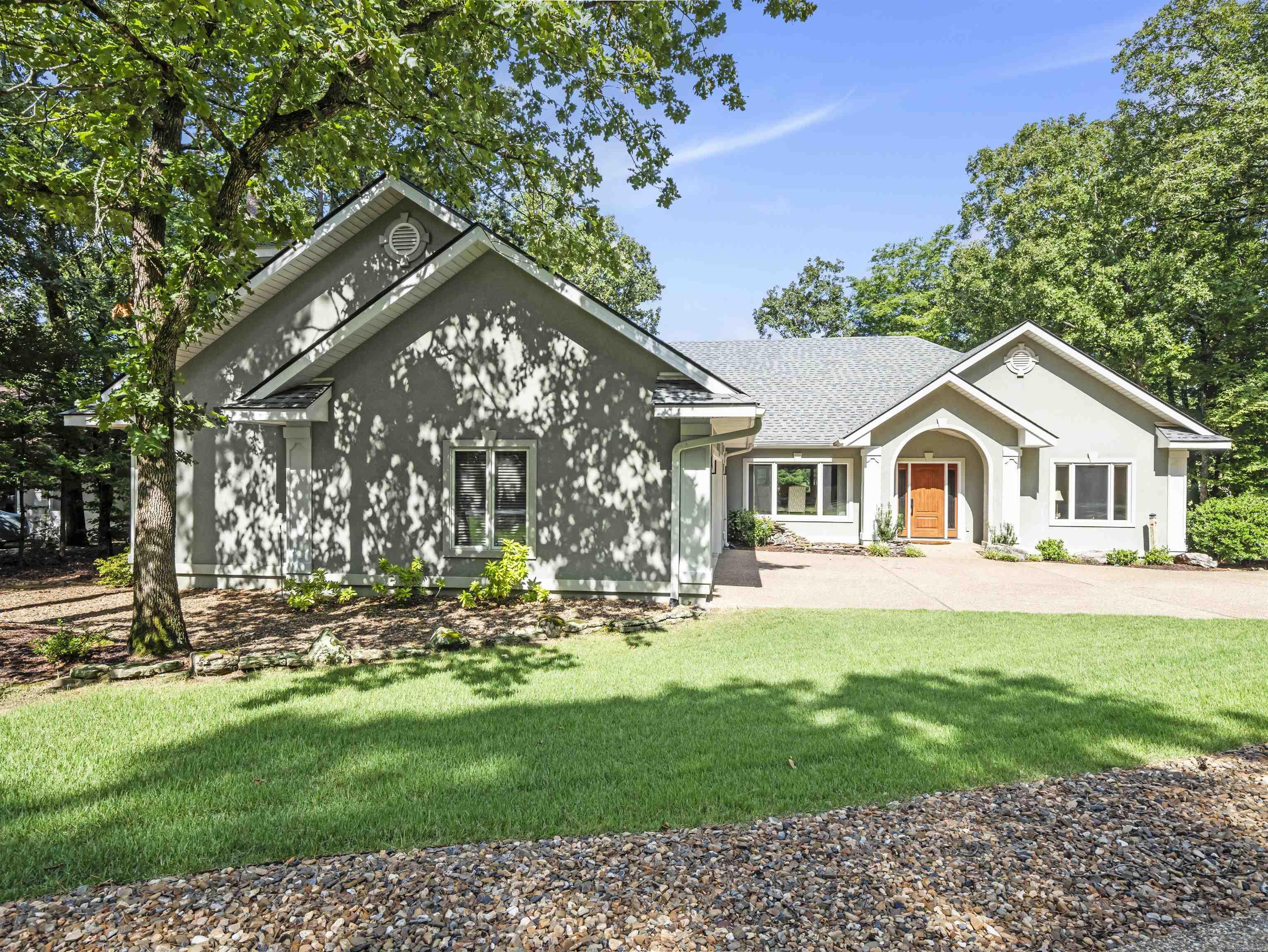 11 Realeza Ct.  Hot Springs Village, AR