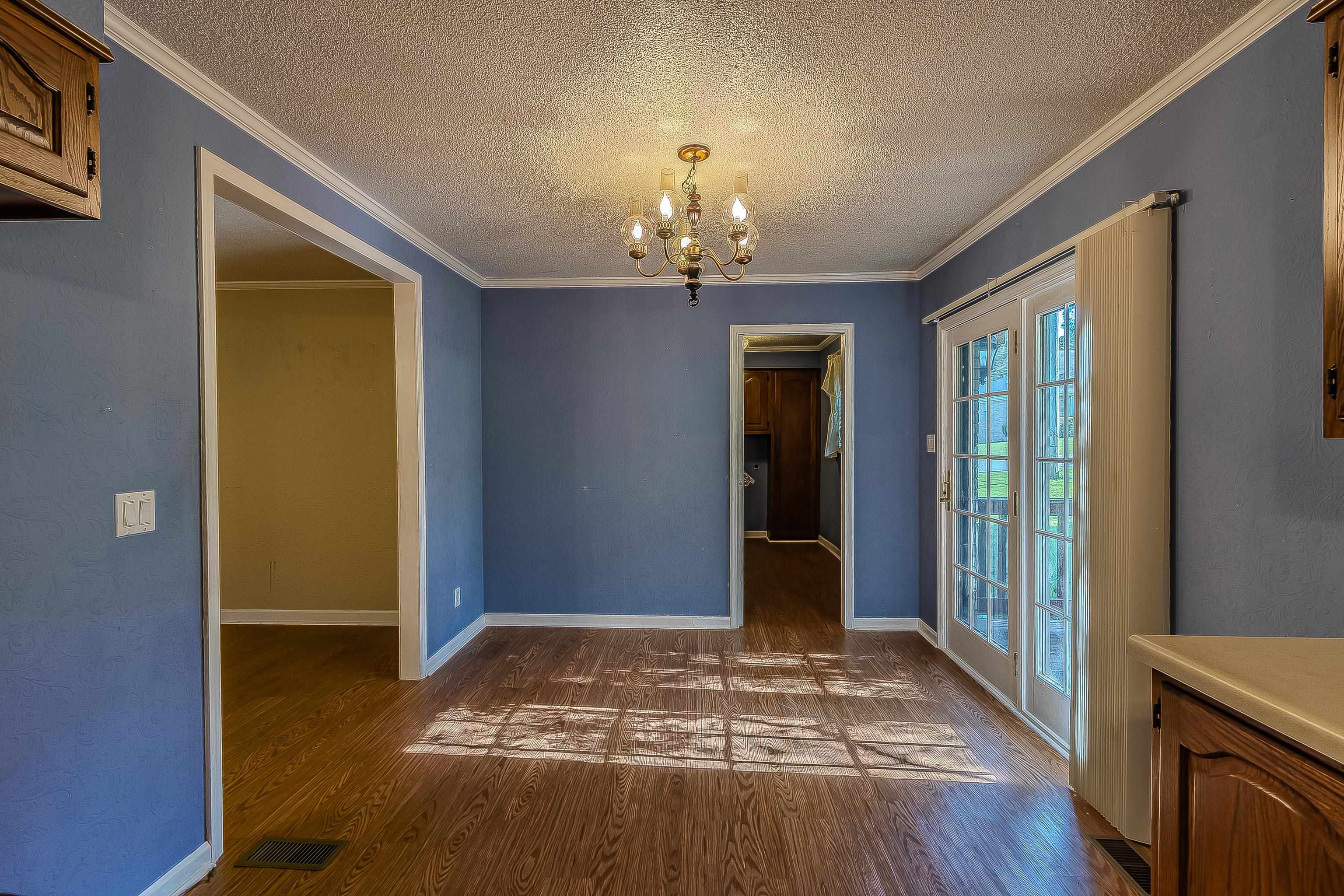 2101 WILDROSE LN  Paragould, AR