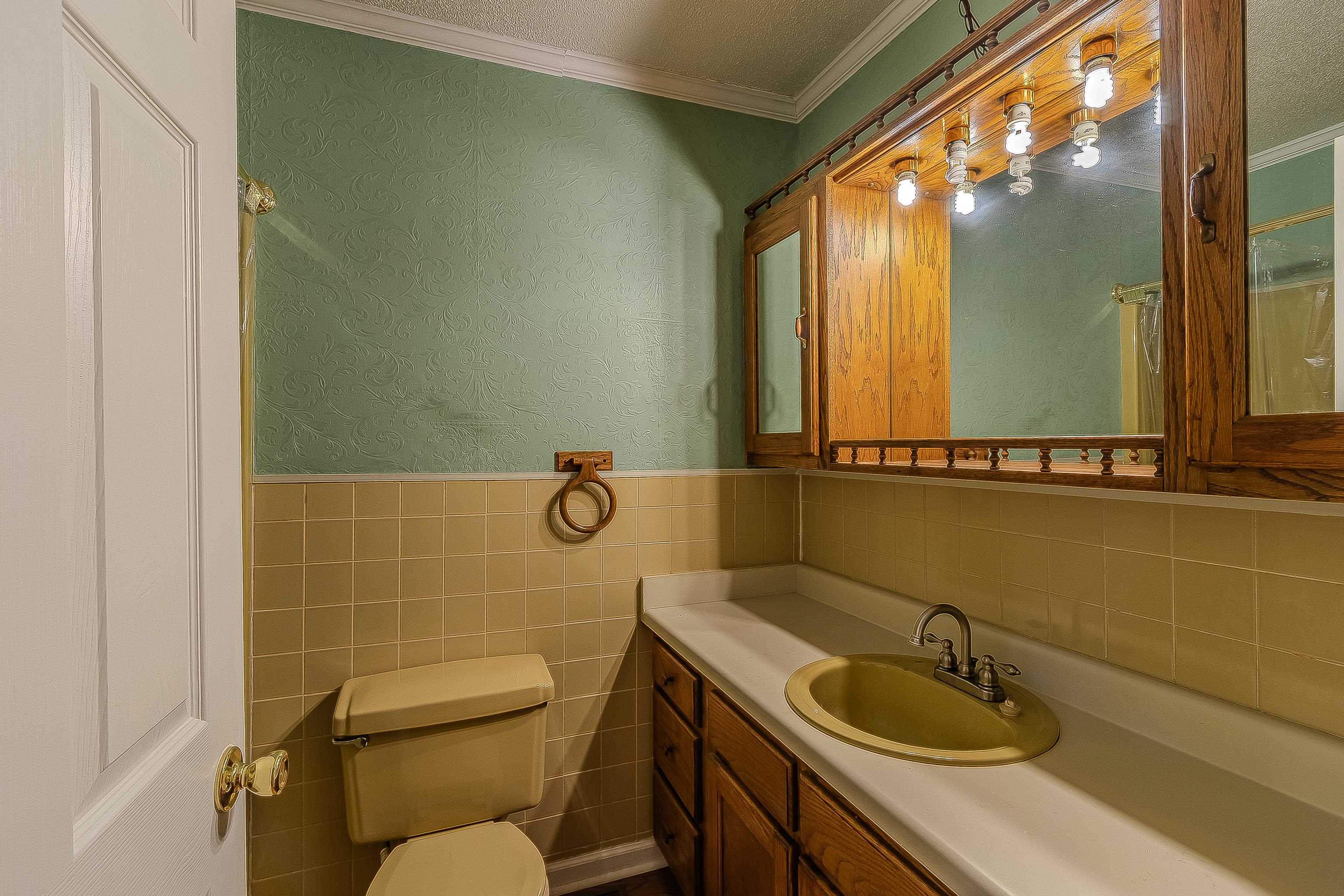 2101 WILDROSE LN  Paragould, AR